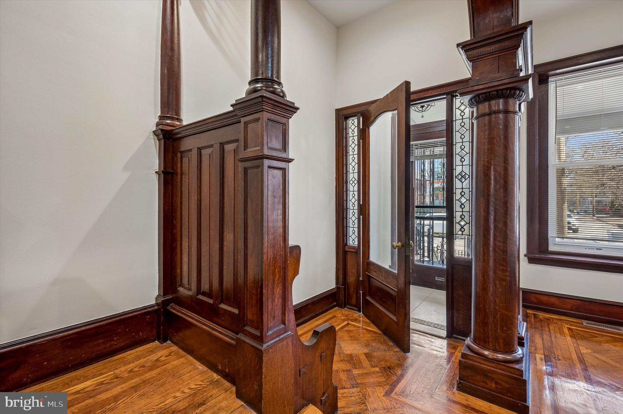 BELMONT - Residential