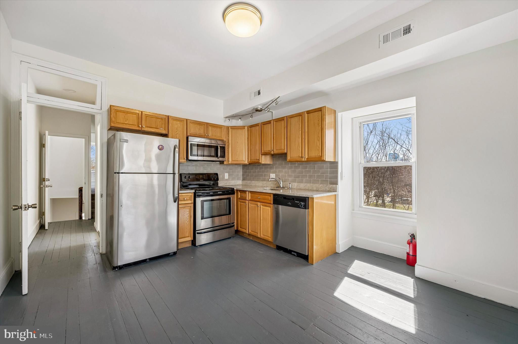 BELMONT - Residential