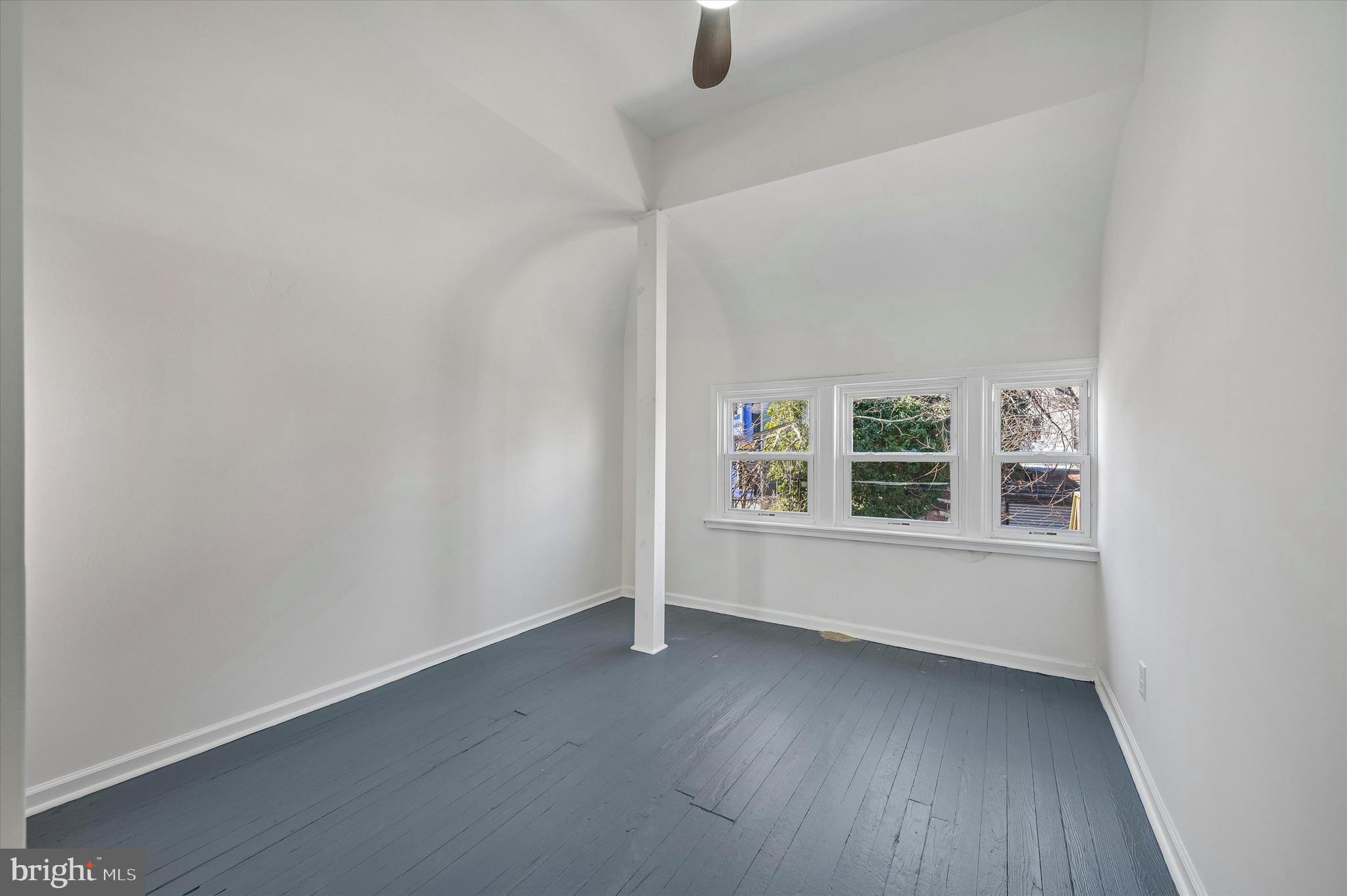 BELMONT - Residential