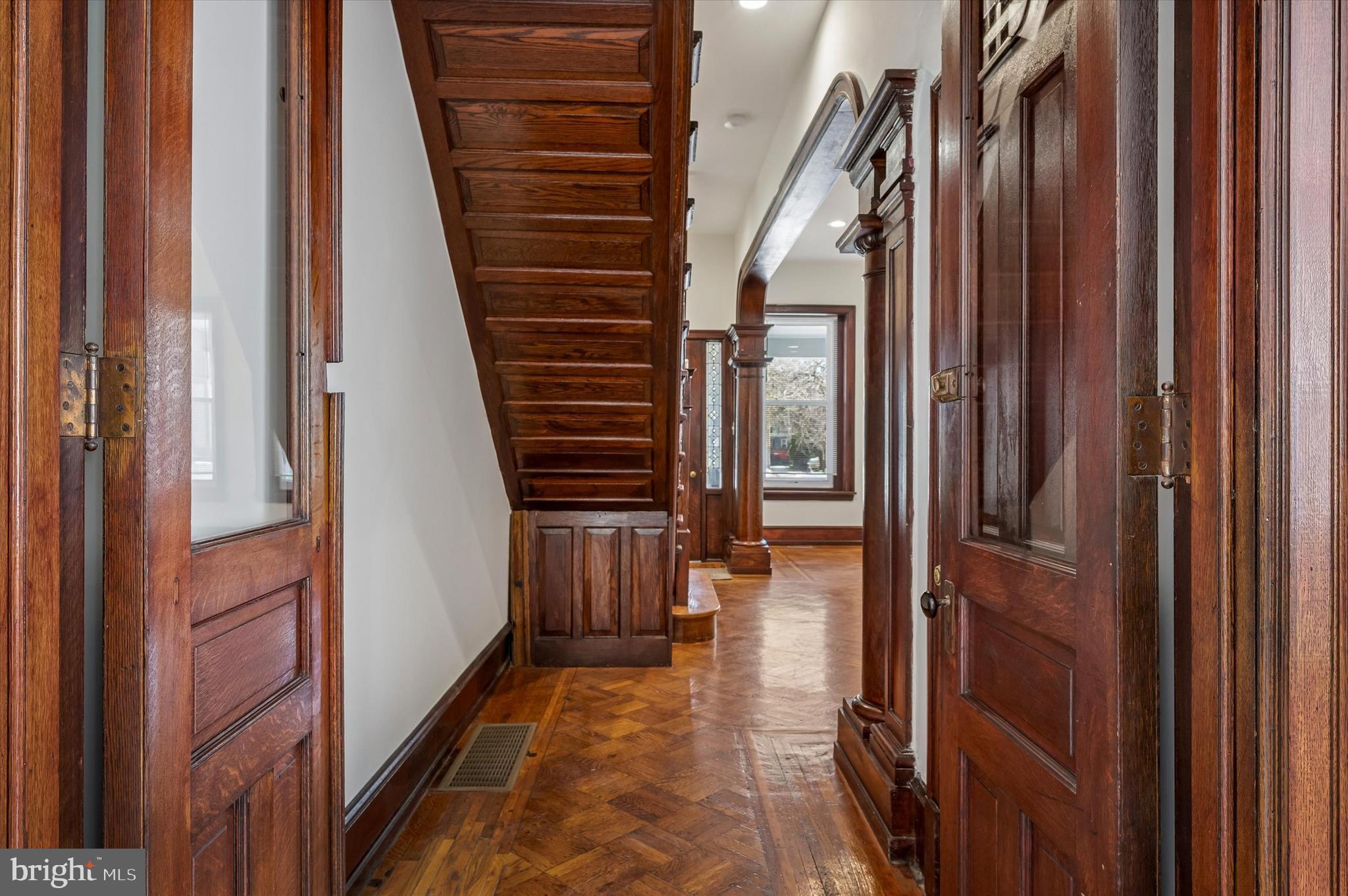 BELMONT - Residential