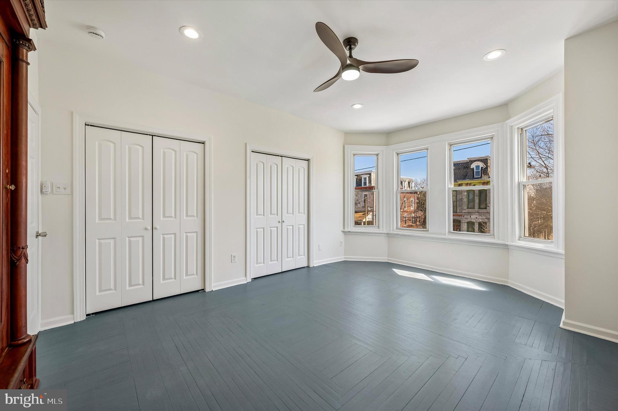 BELMONT - Residential