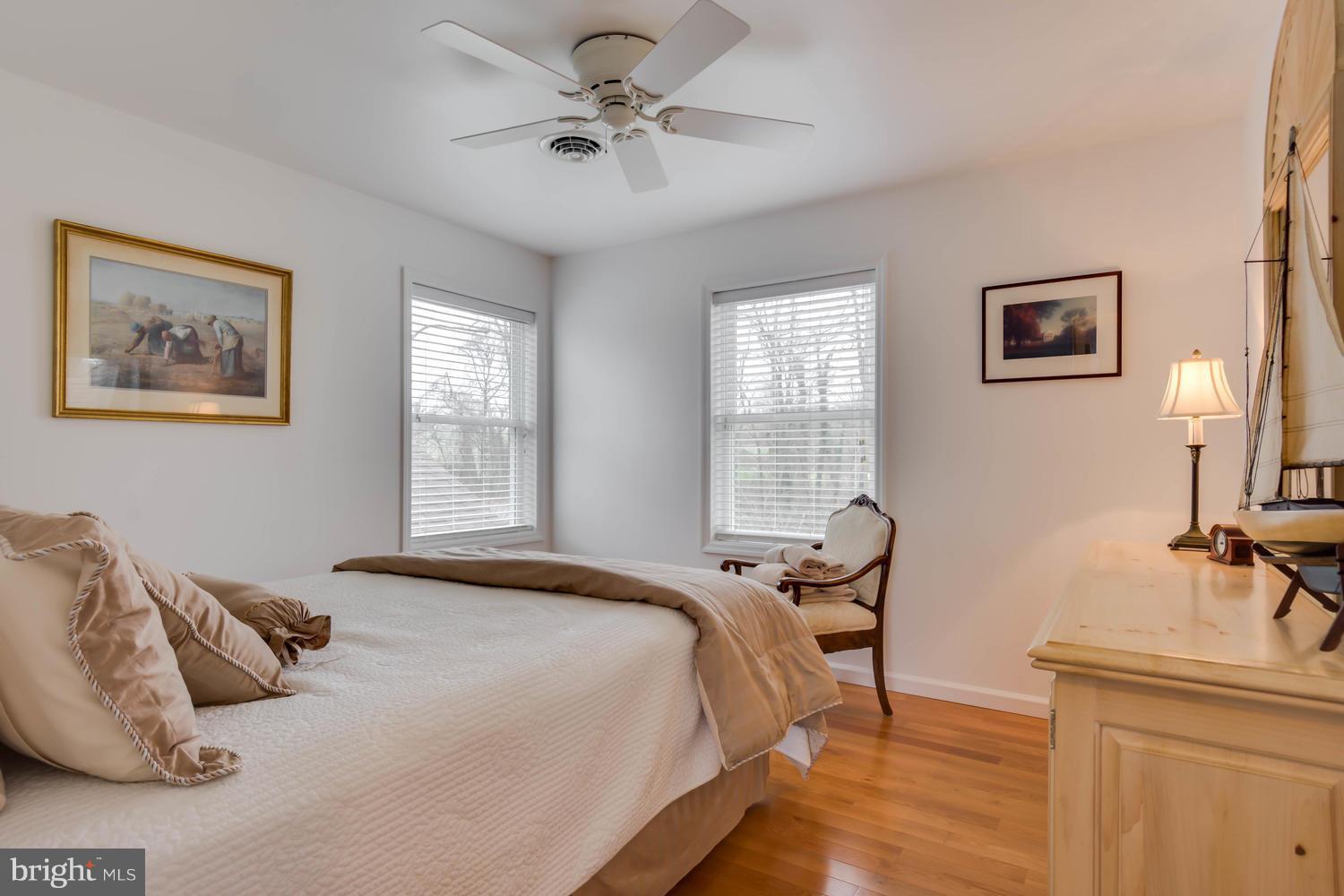 KENTMORE PARK - Residential