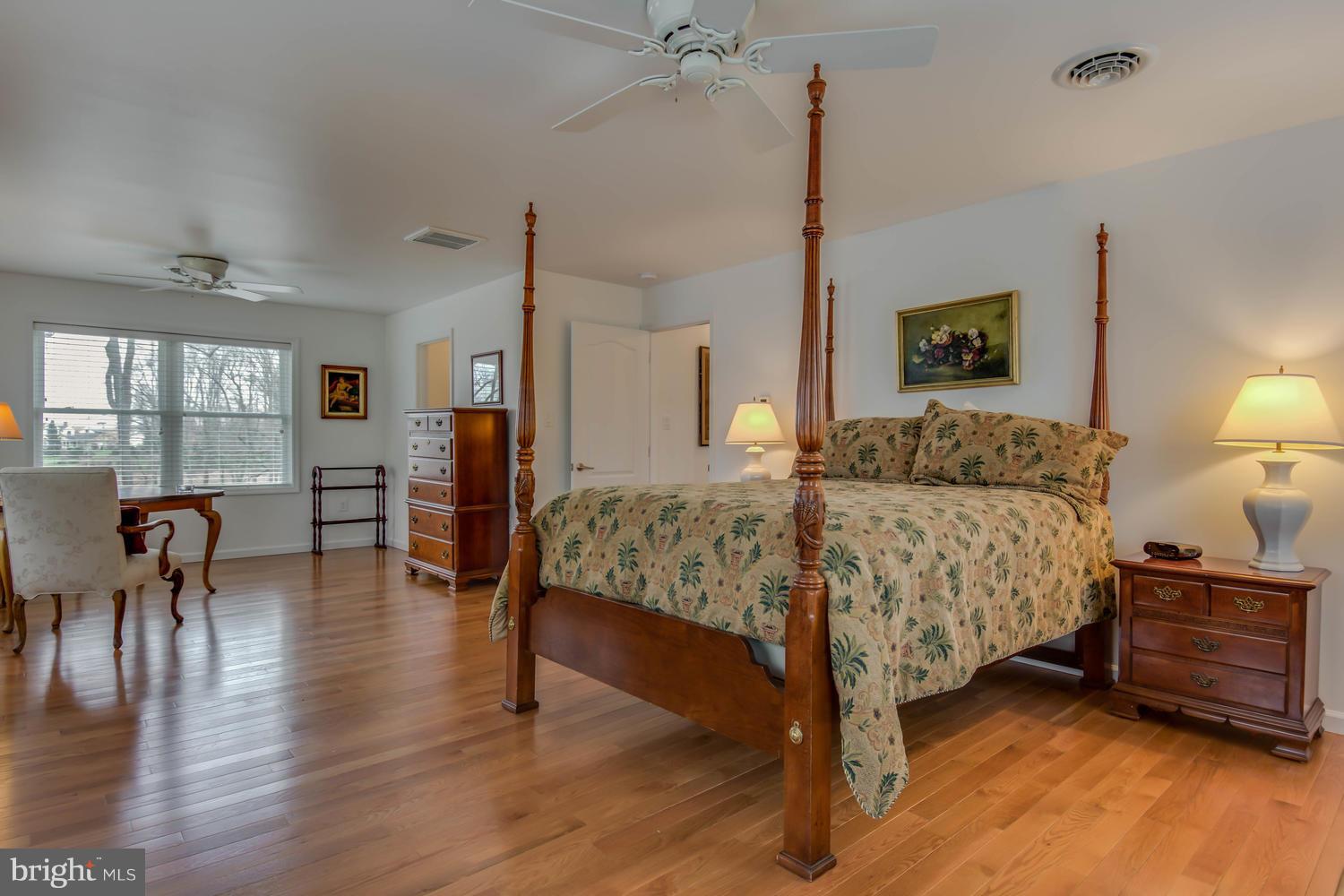 KENTMORE PARK - Residential