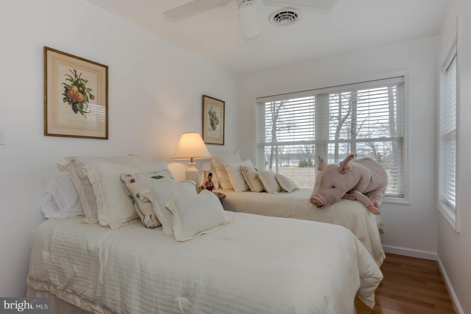 KENTMORE PARK - Residential