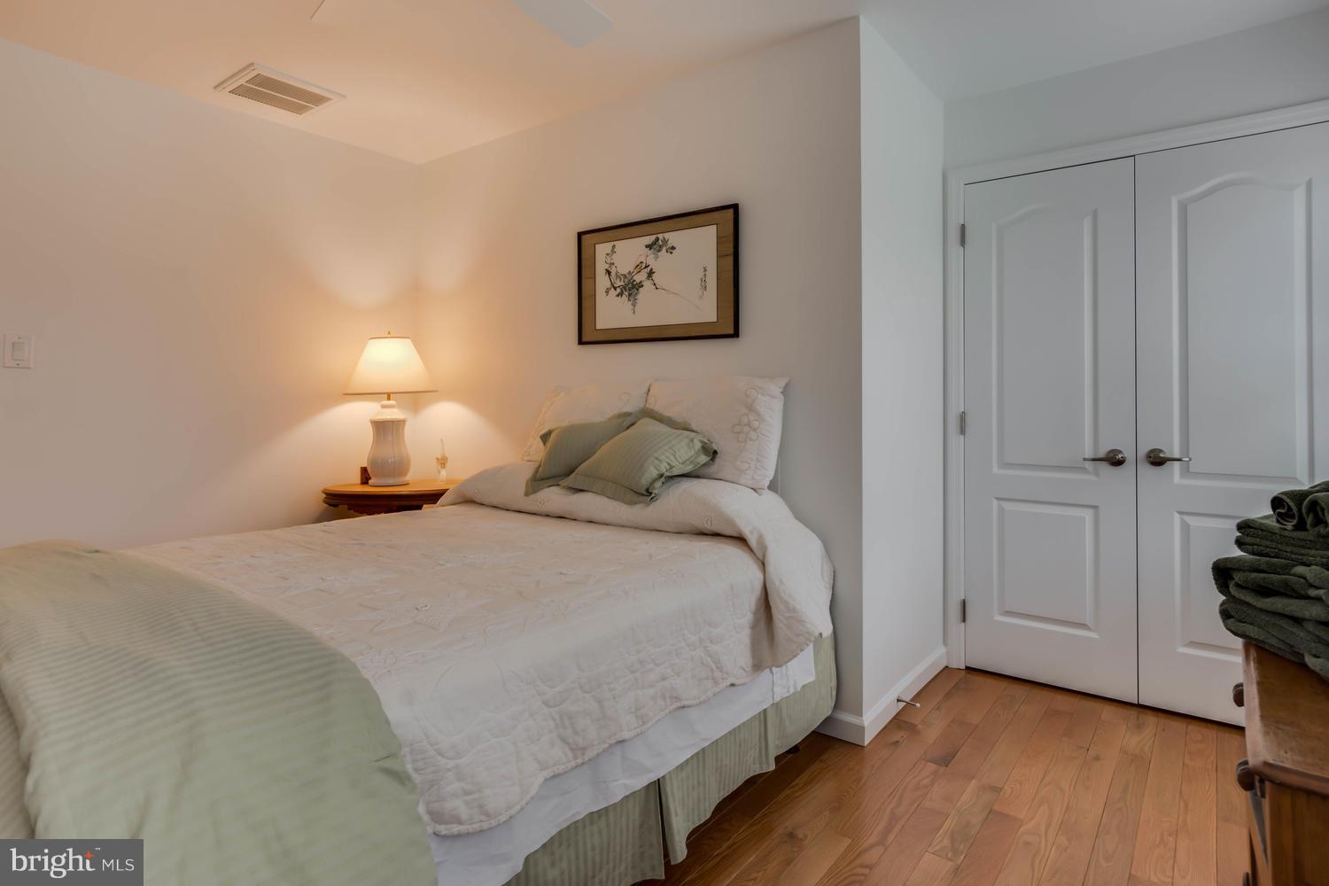 KENTMORE PARK - Residential