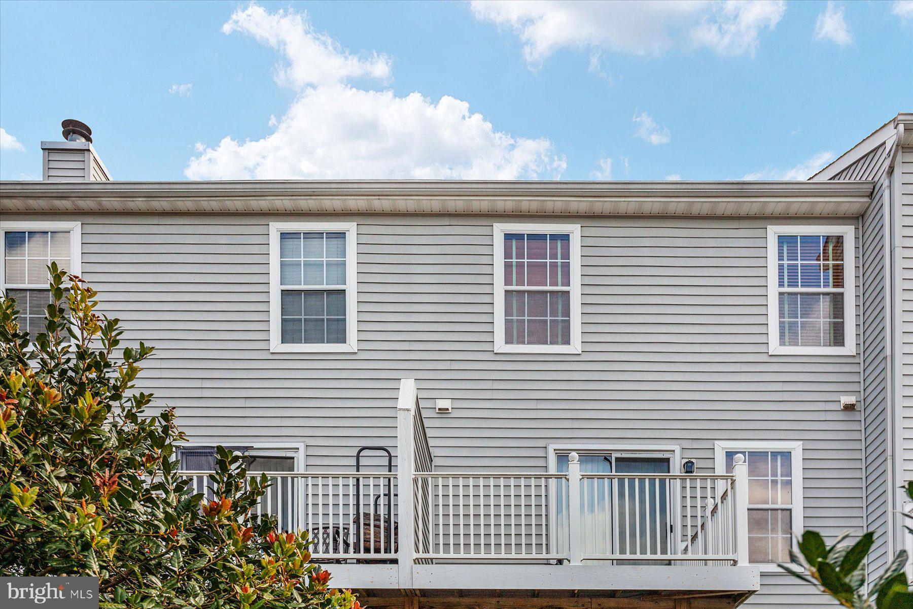 CEDAR GROVE AT CROFTON - Residential