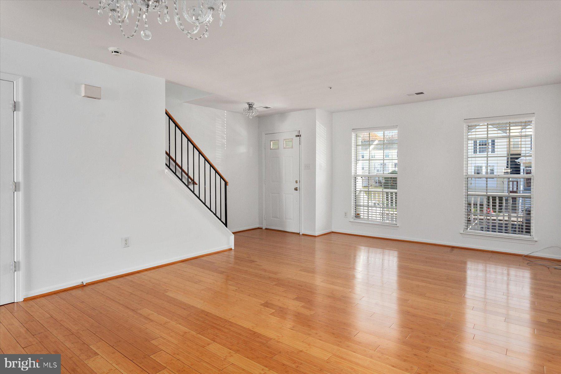 CEDAR GROVE AT CROFTON - Residential