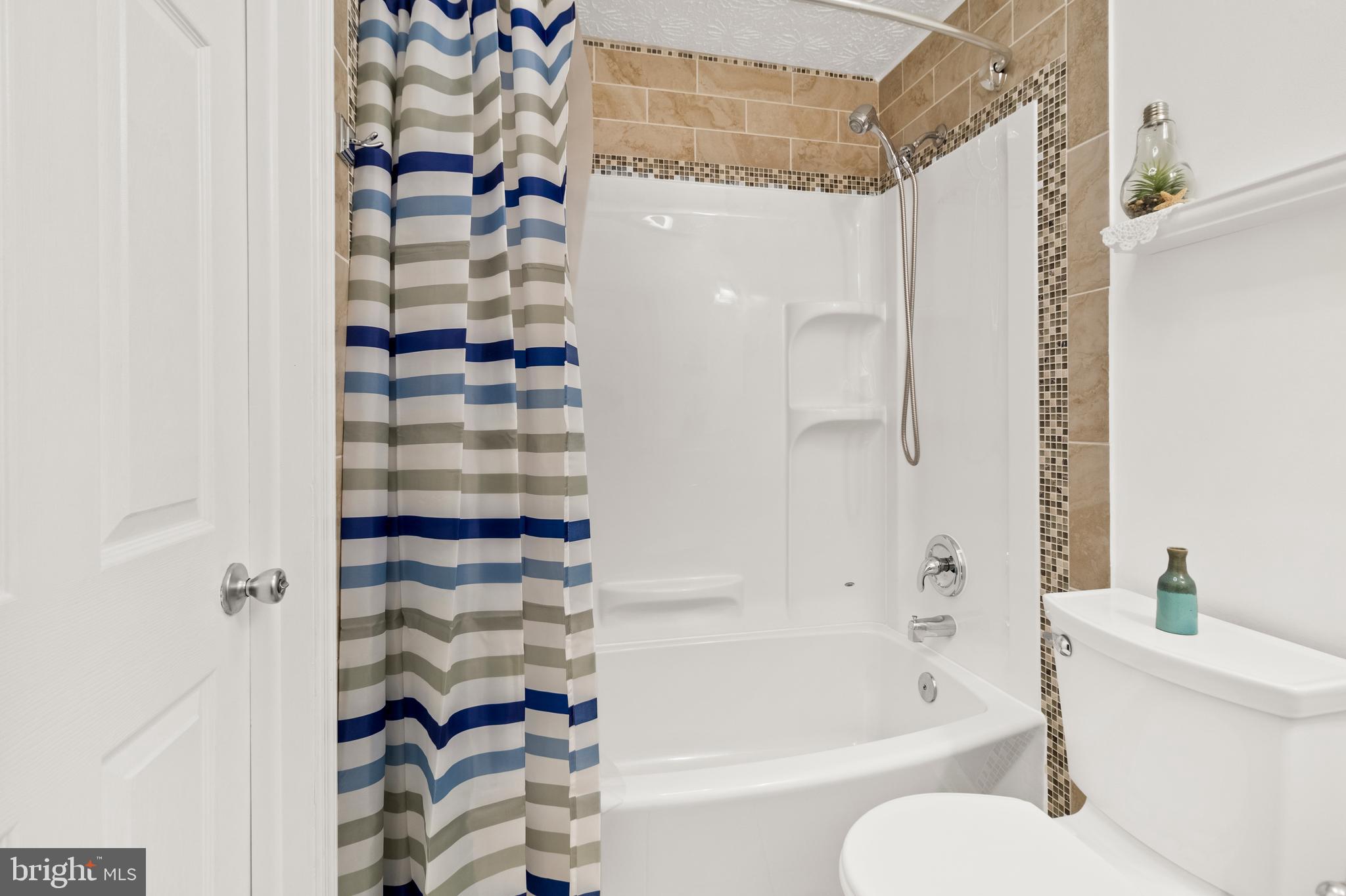 MURRAY HILL - Residential