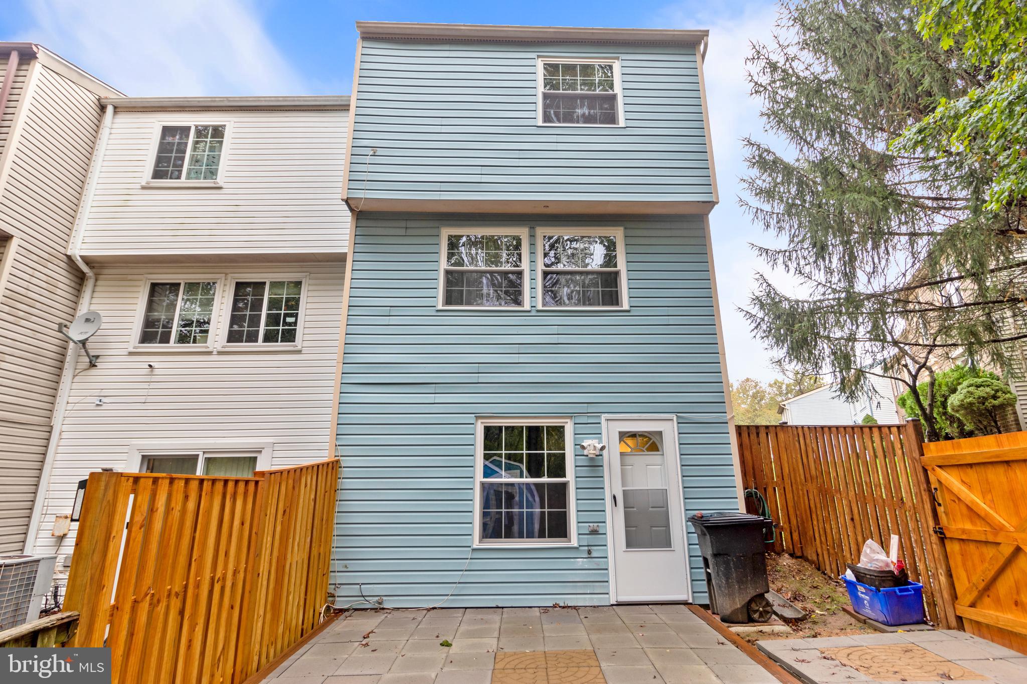 MURRAY HILL - Residential