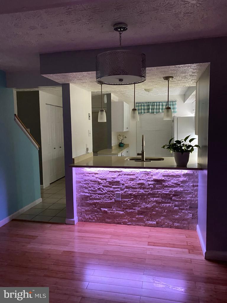 MURRAY HILL - Residential