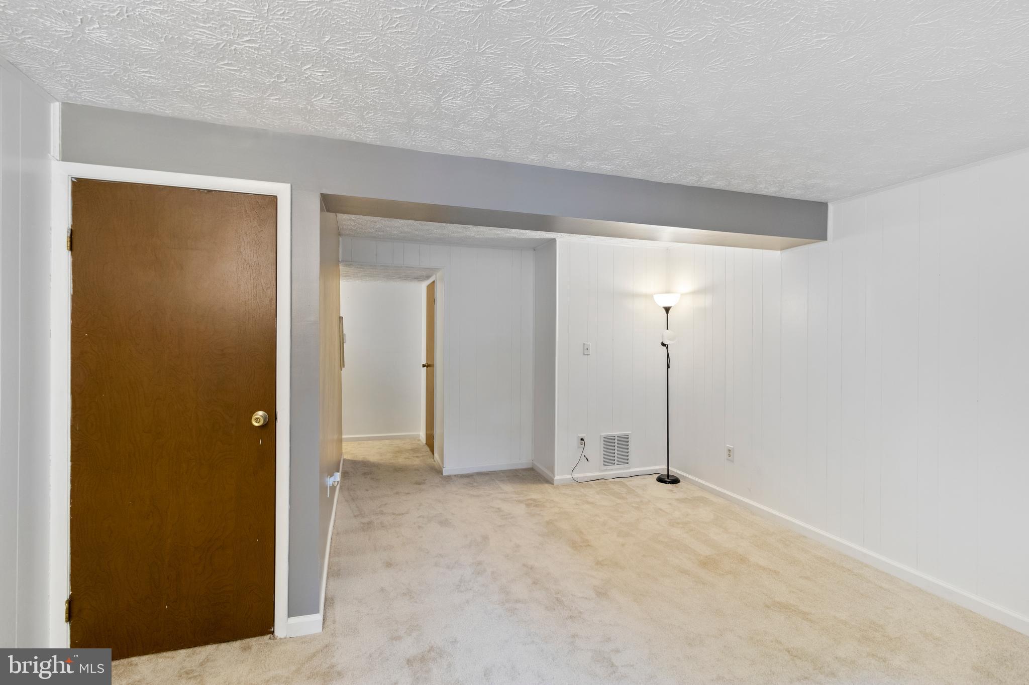 MURRAY HILL - Residential