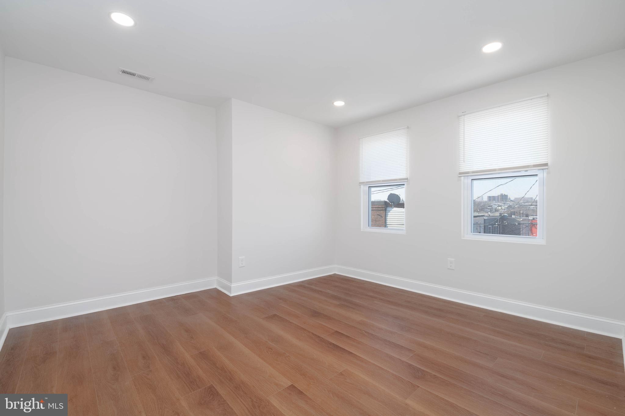 MCELDERRY PARK - Residential Lease