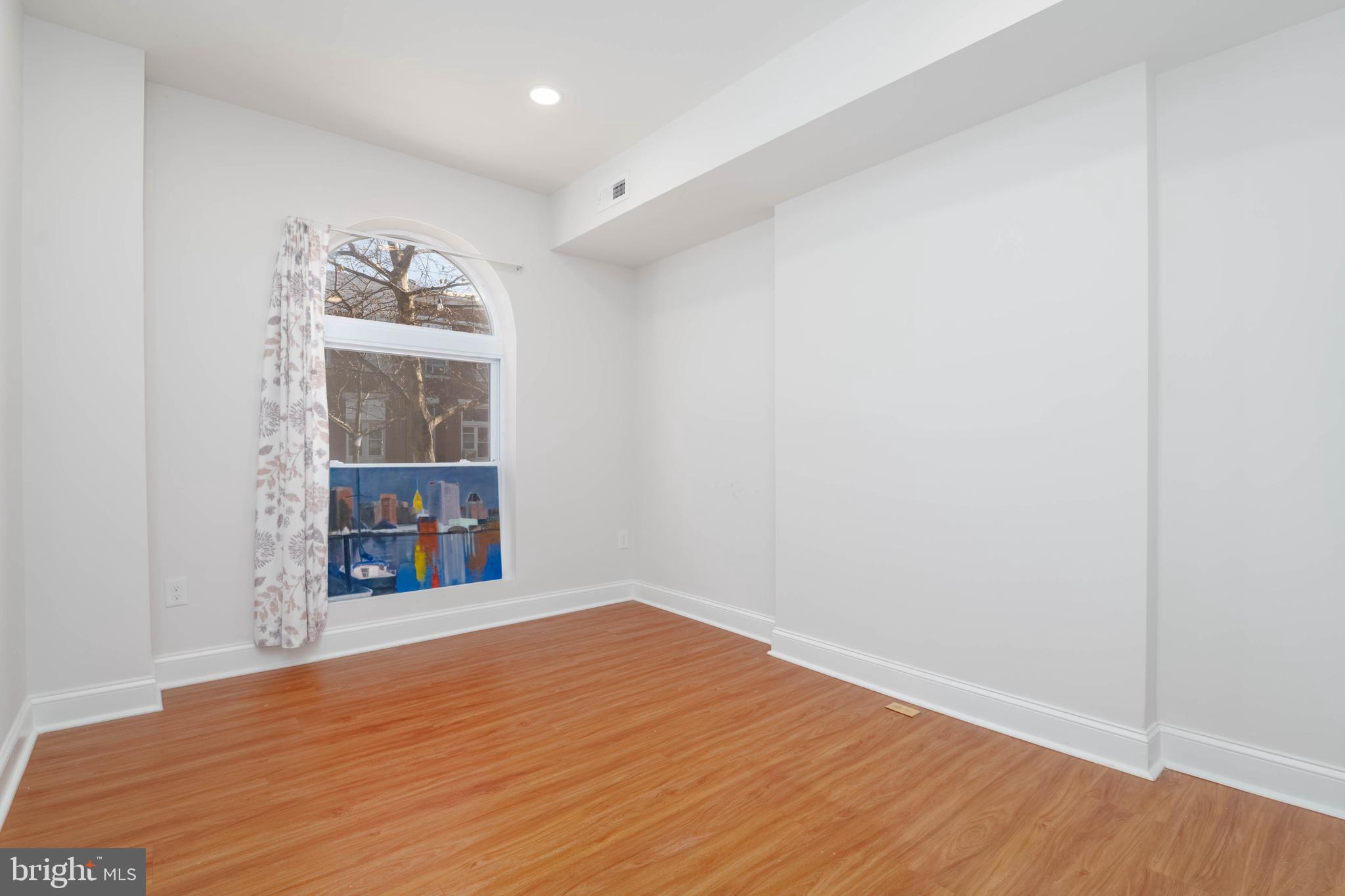 MCELDERRY PARK - Residential Lease