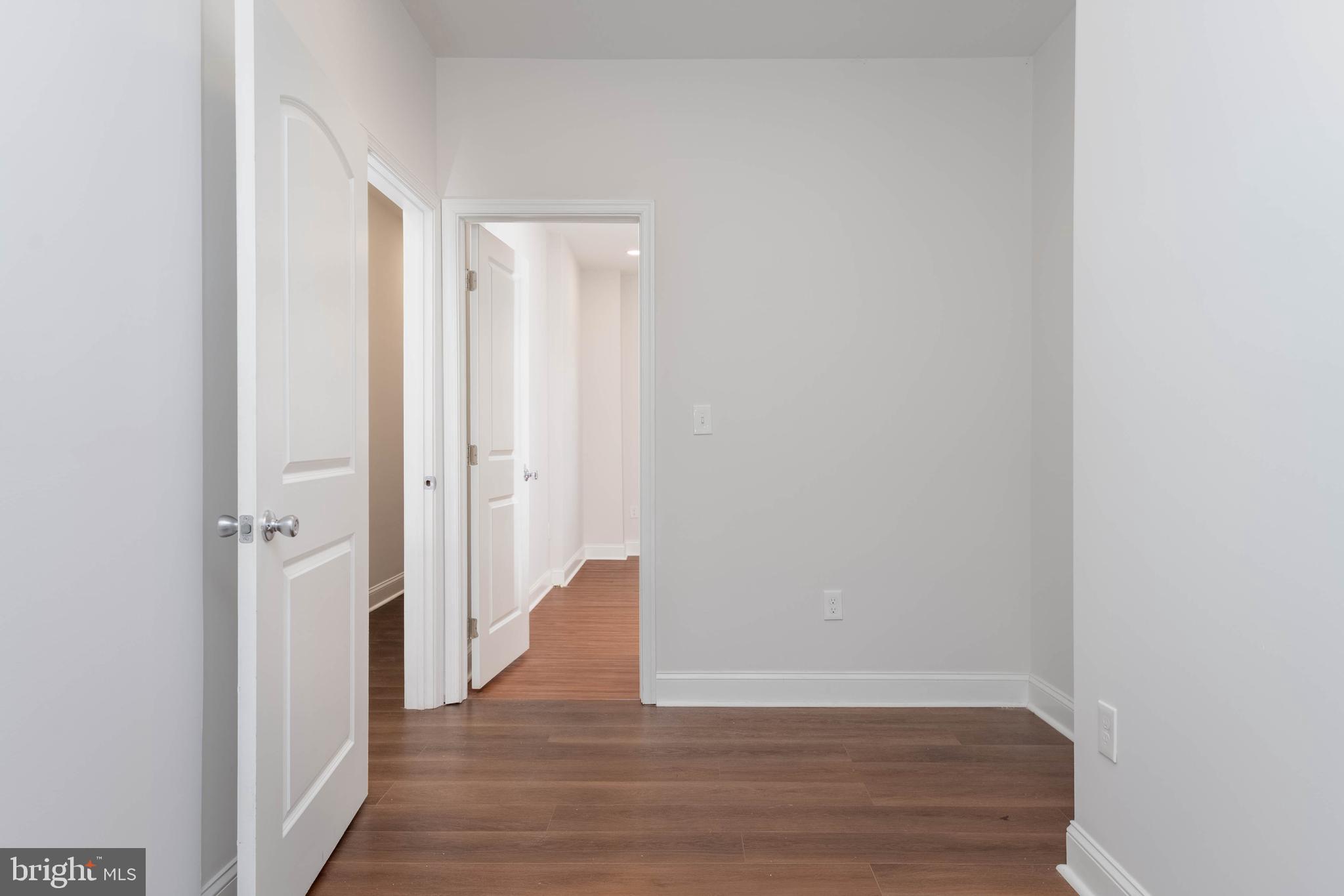 MCELDERRY PARK - Residential Lease