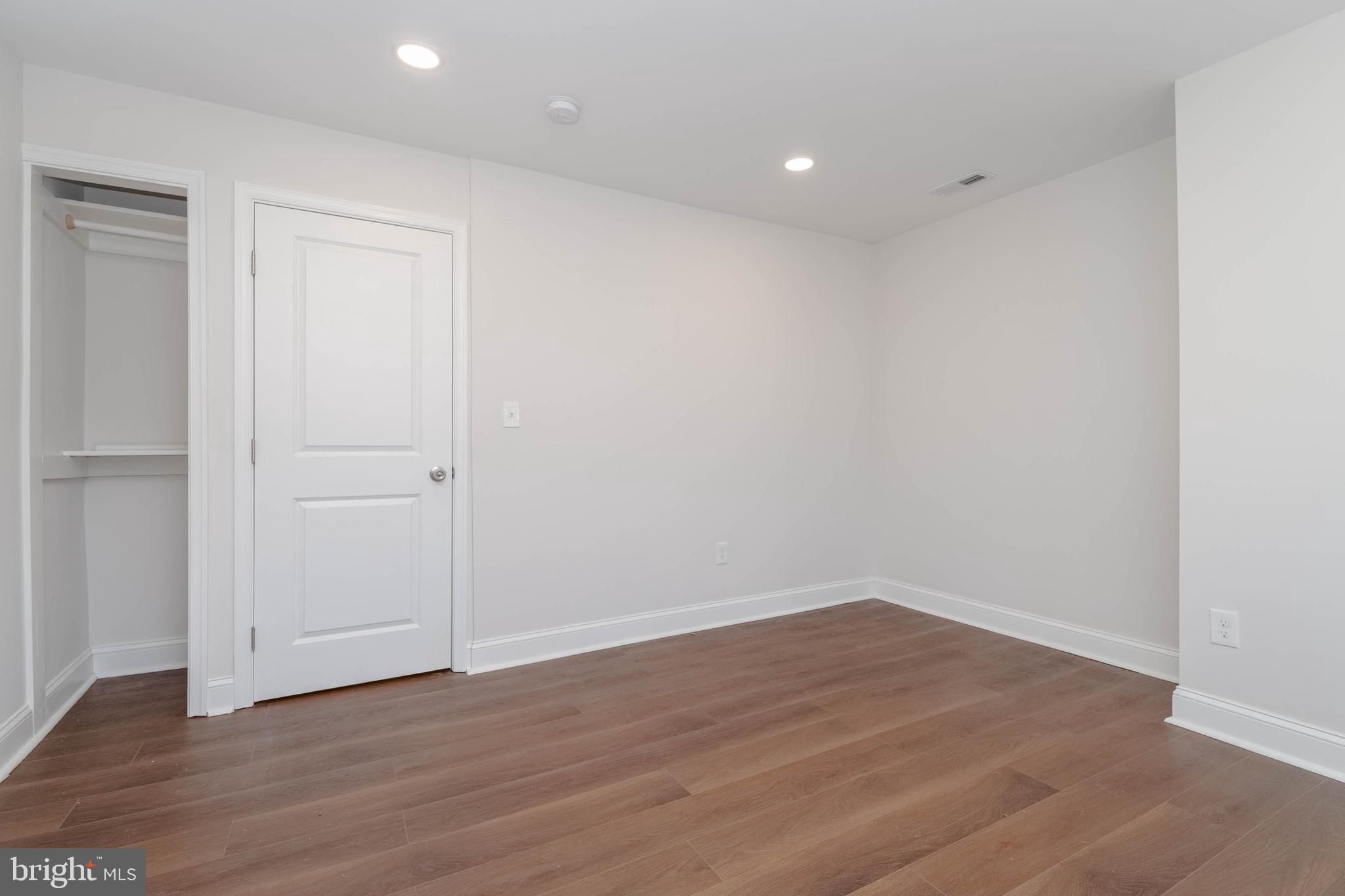 MCELDERRY PARK - Residential Lease