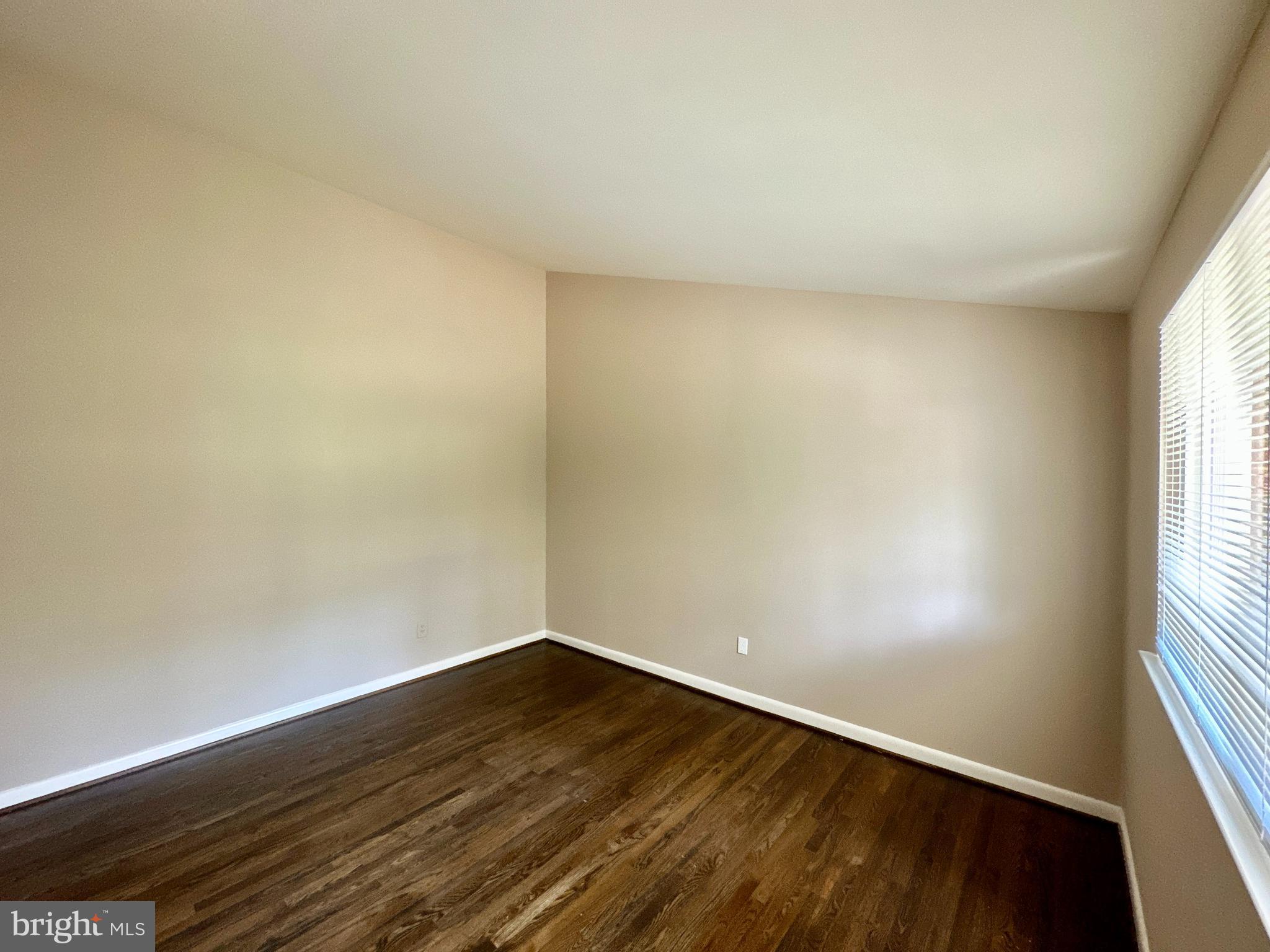 KEMP MILL ESTATES - Residential