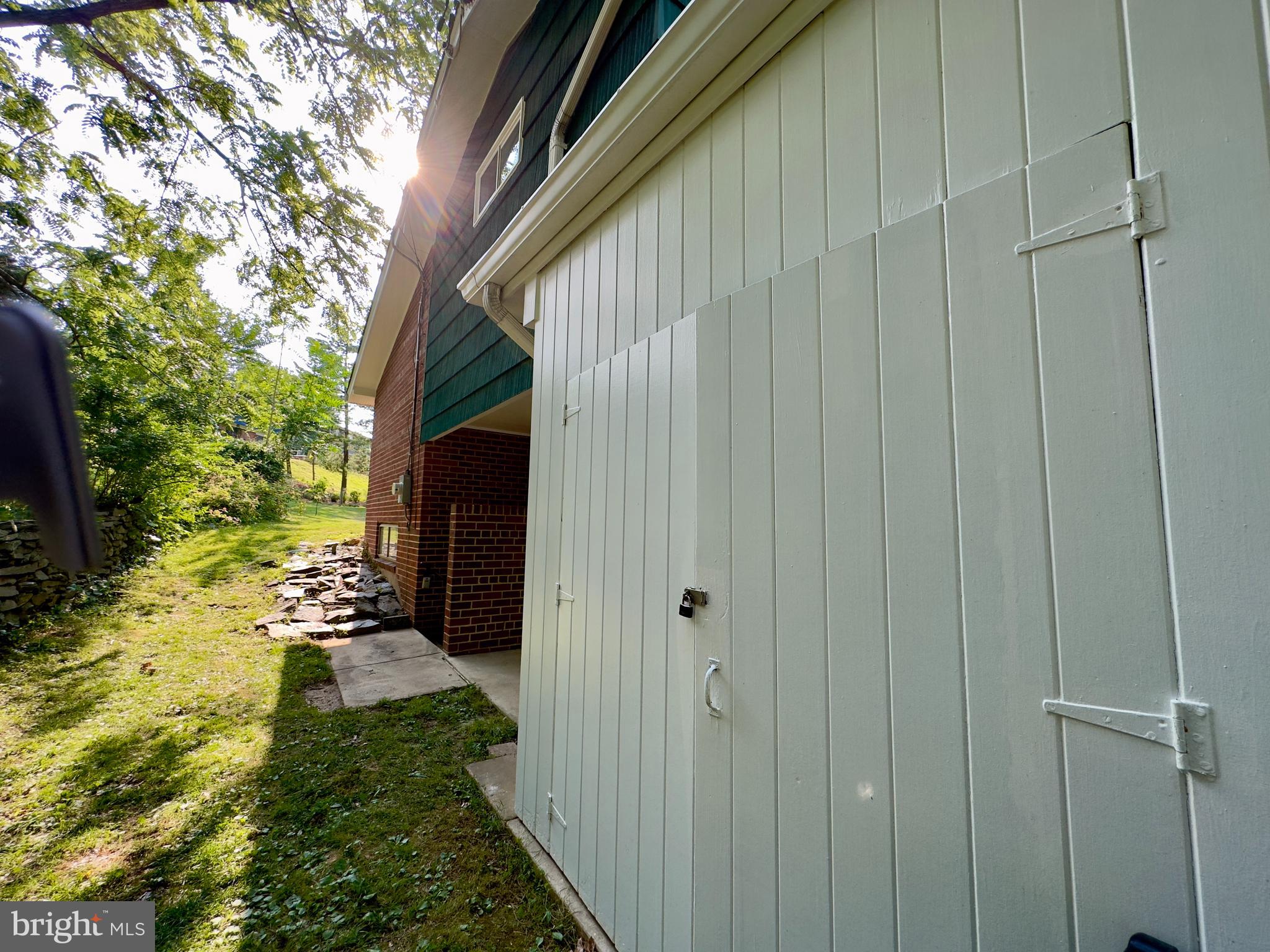 KEMP MILL ESTATES - Residential