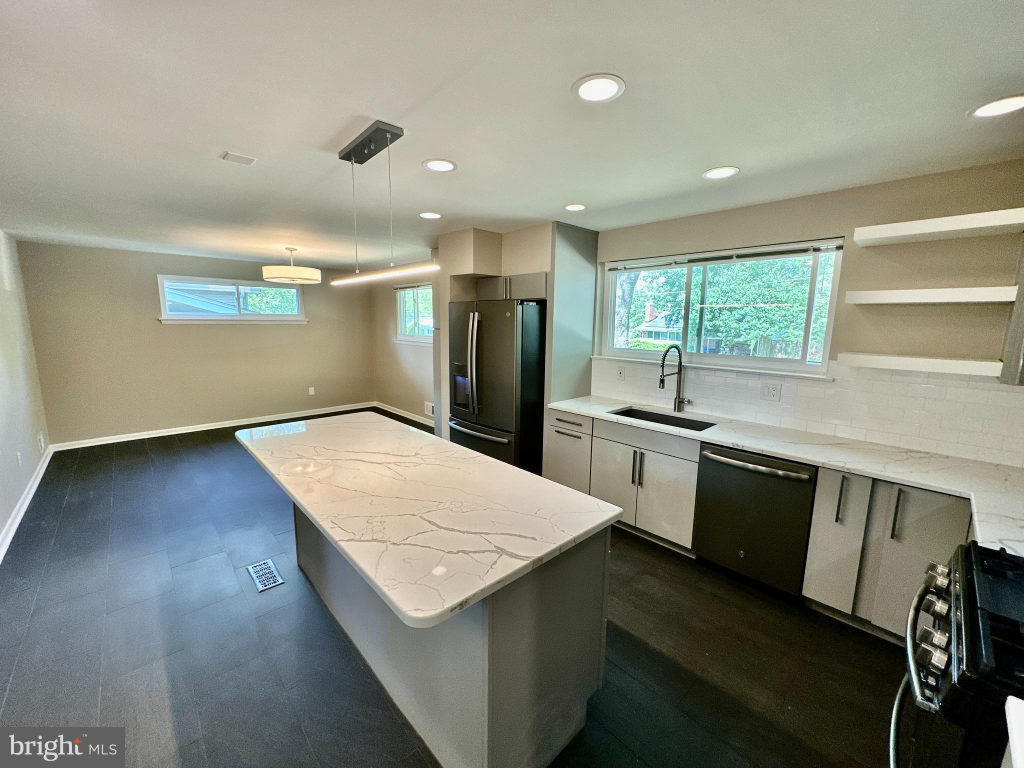 KEMP MILL ESTATES - Residential