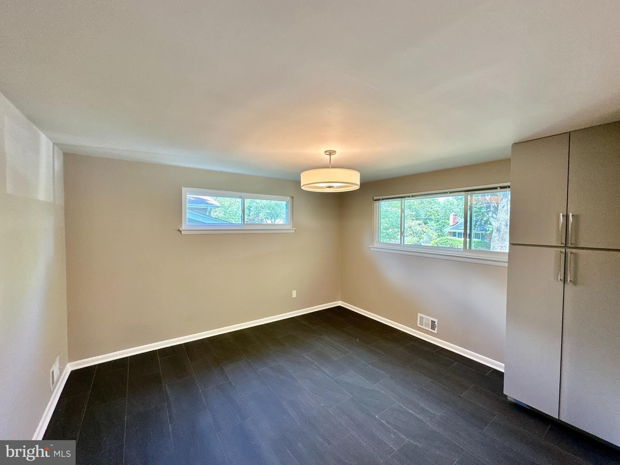 KEMP MILL ESTATES - Residential