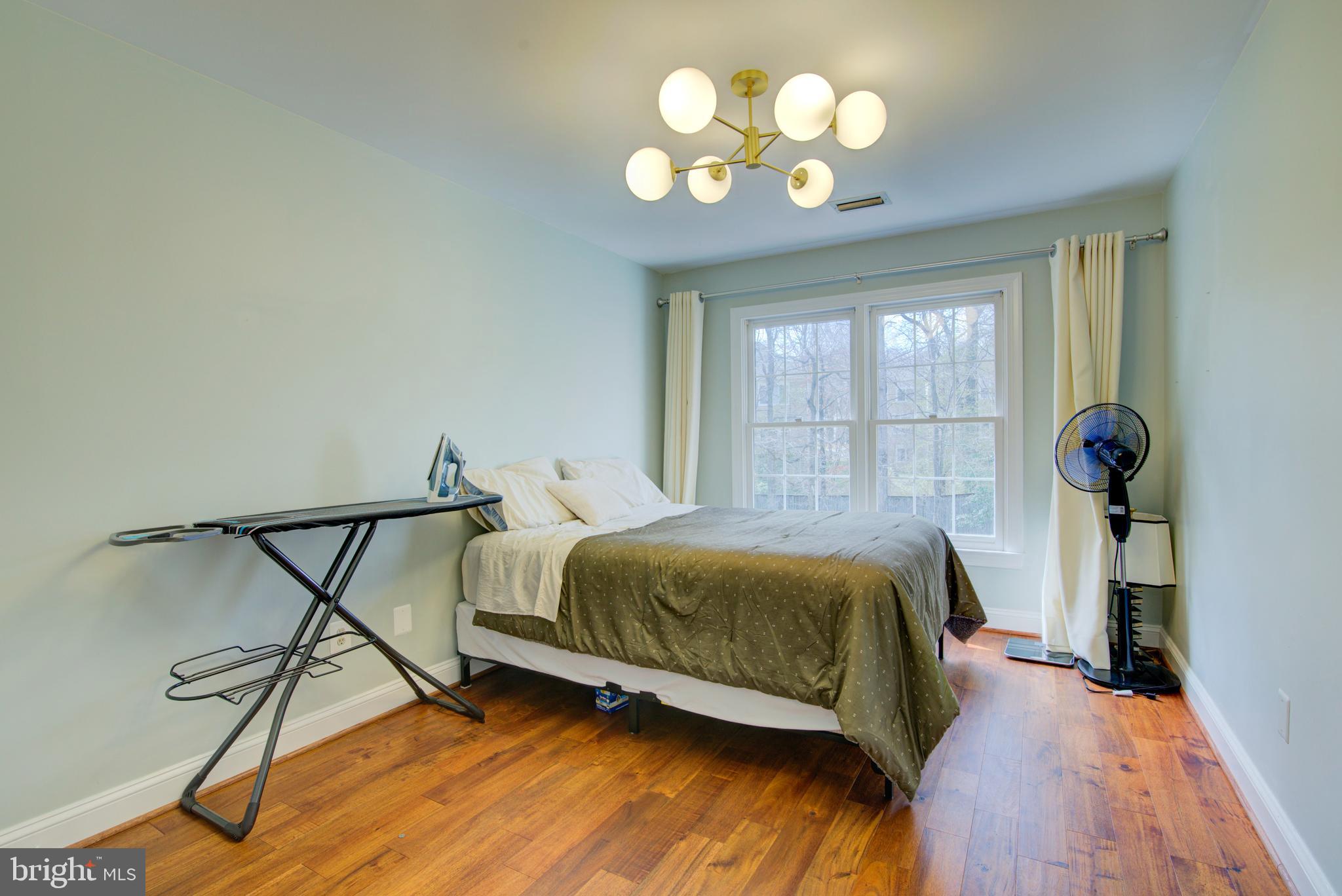 RESTON - Residential Lease