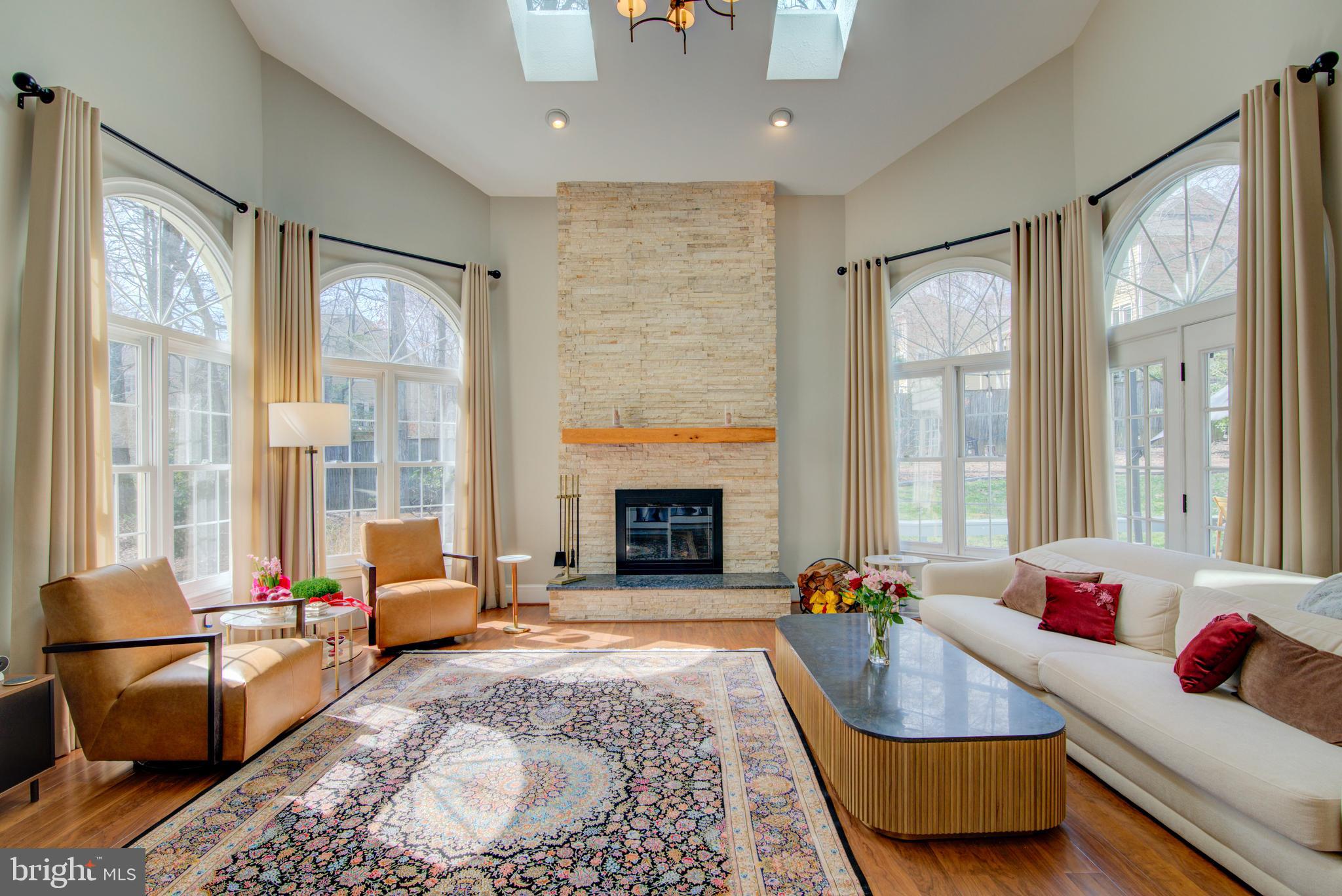 RESTON - Residential Lease