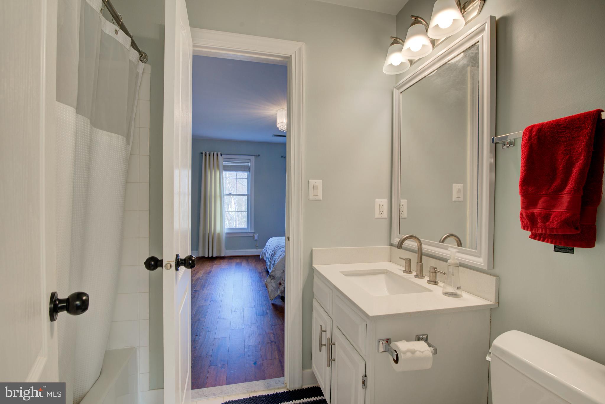 RESTON - Residential Lease