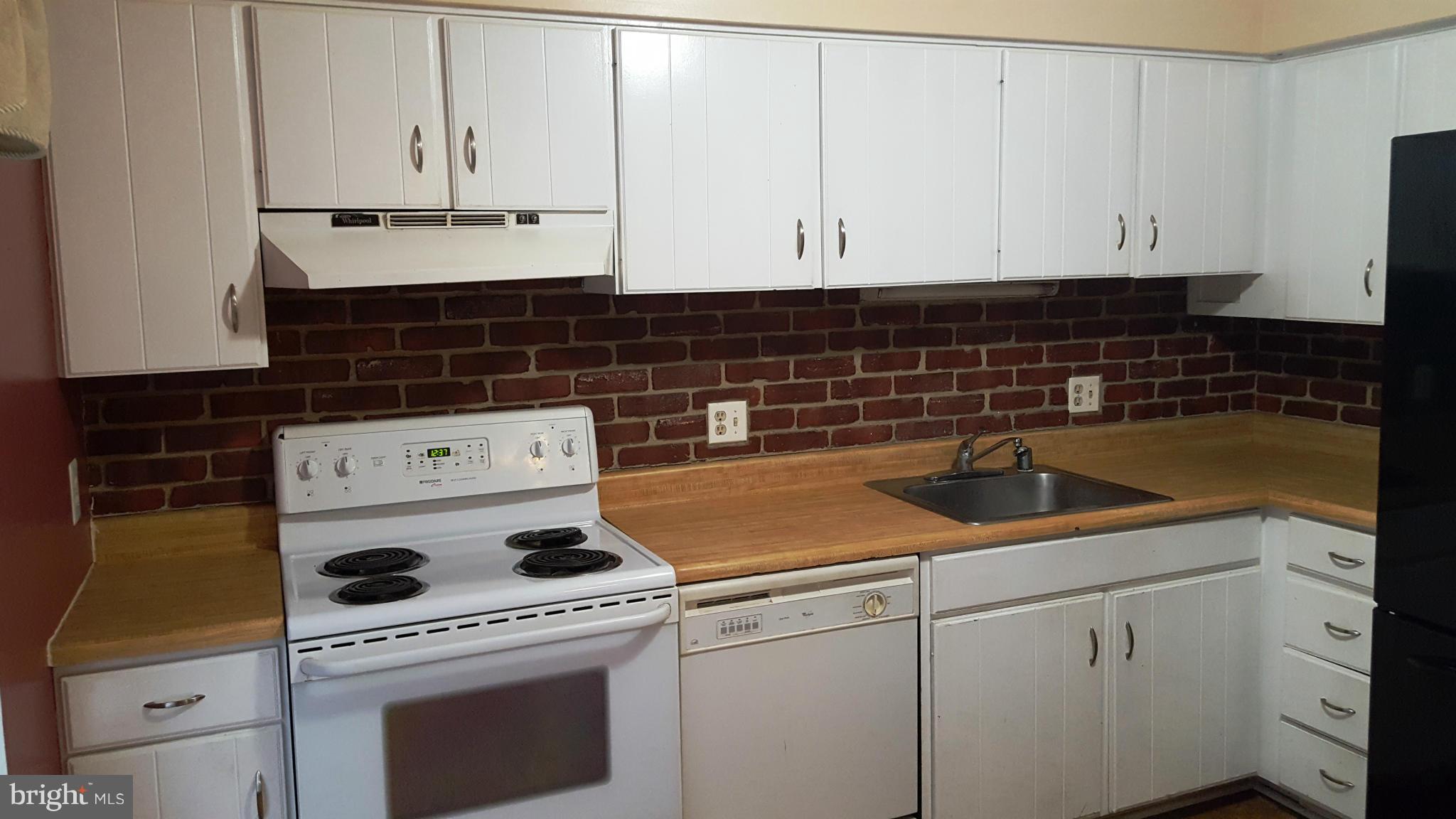 MONTGOMERY WOODS - Residential