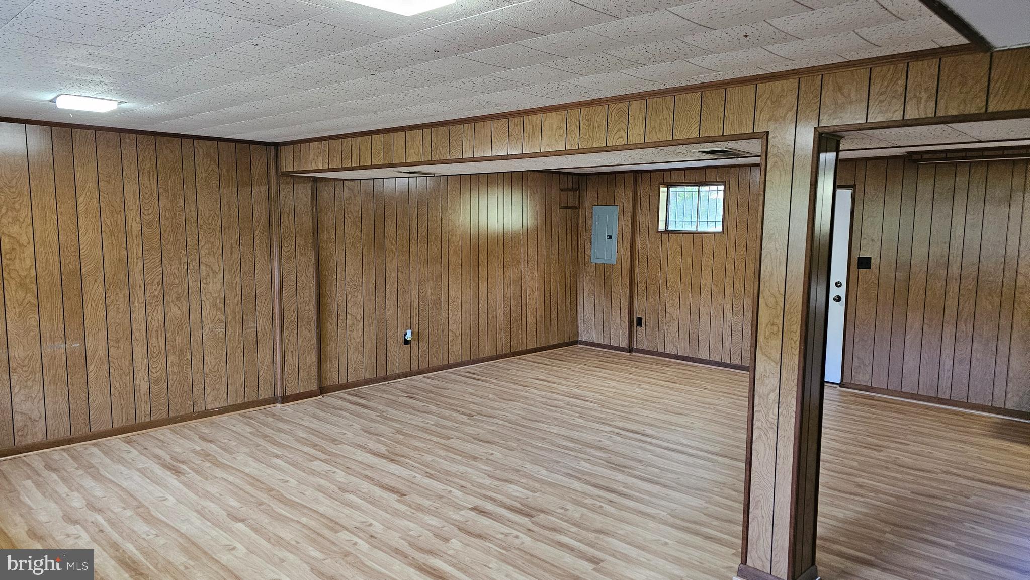 CHILLUM ESTATES - Residential Lease