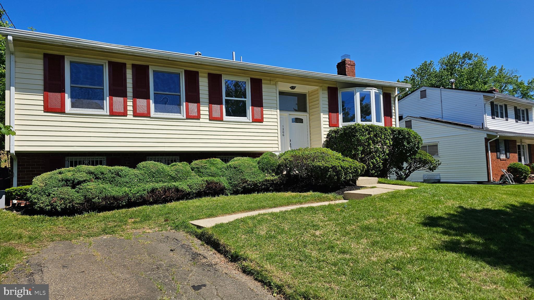 CHILLUM ESTATES - Residential Lease