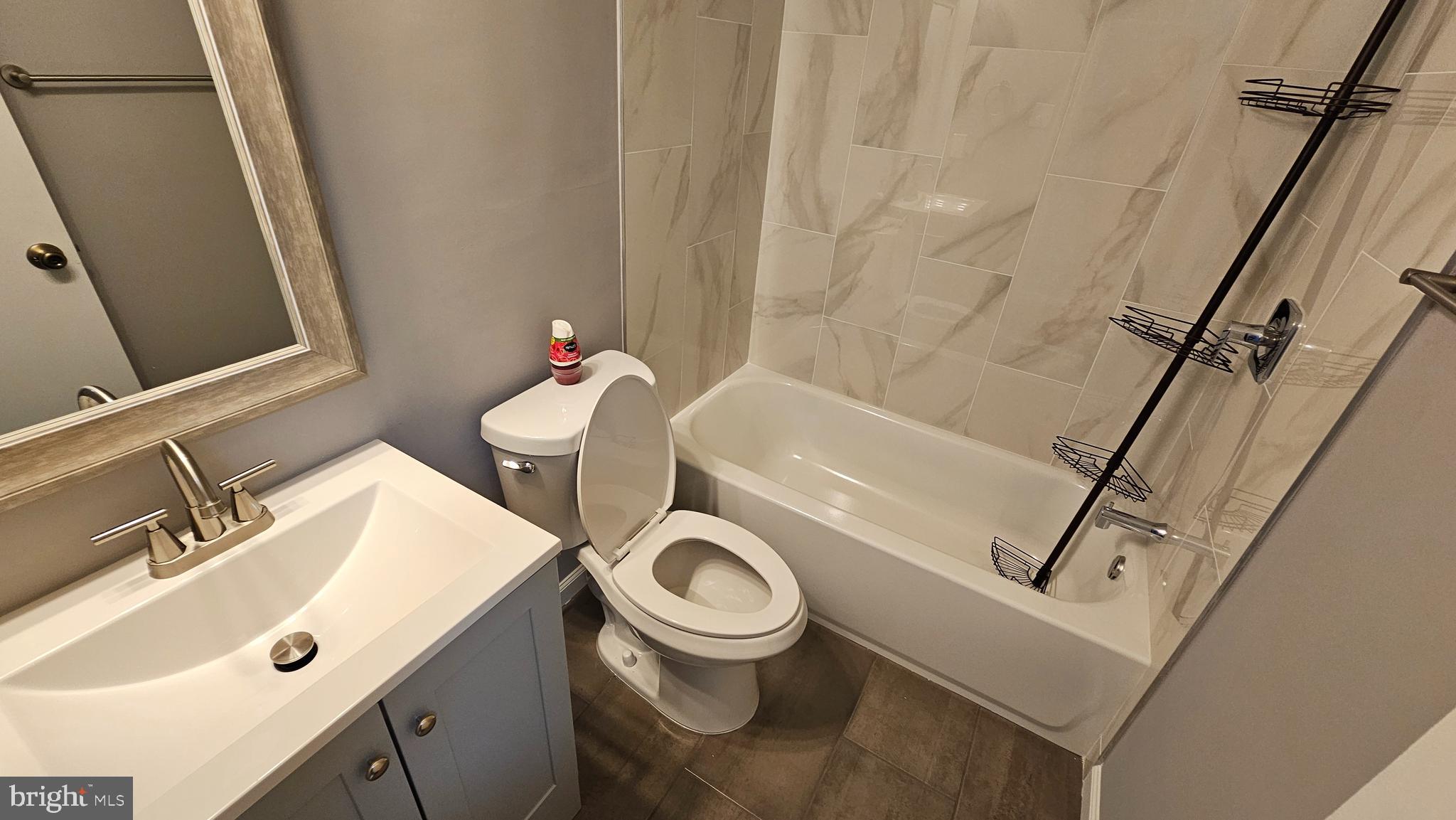 CHILLUM ESTATES - Residential Lease