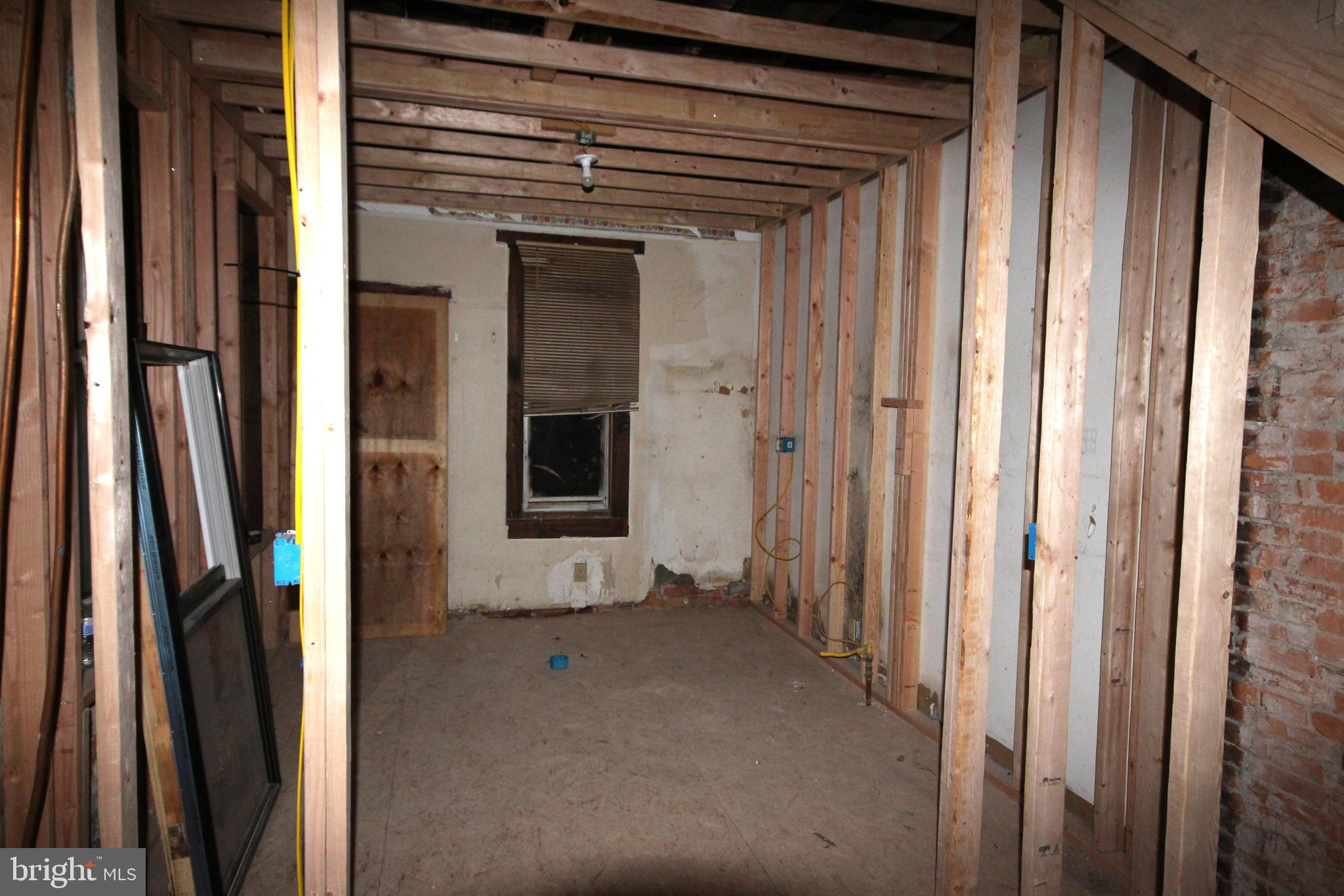 BELMONT - Residential