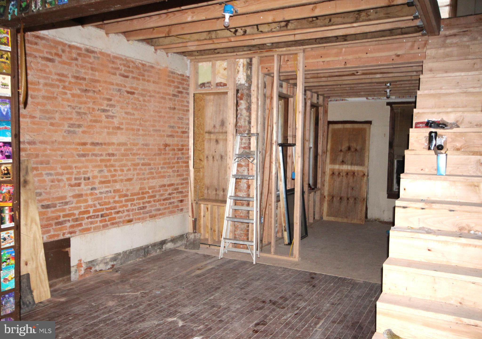 BELMONT - Residential