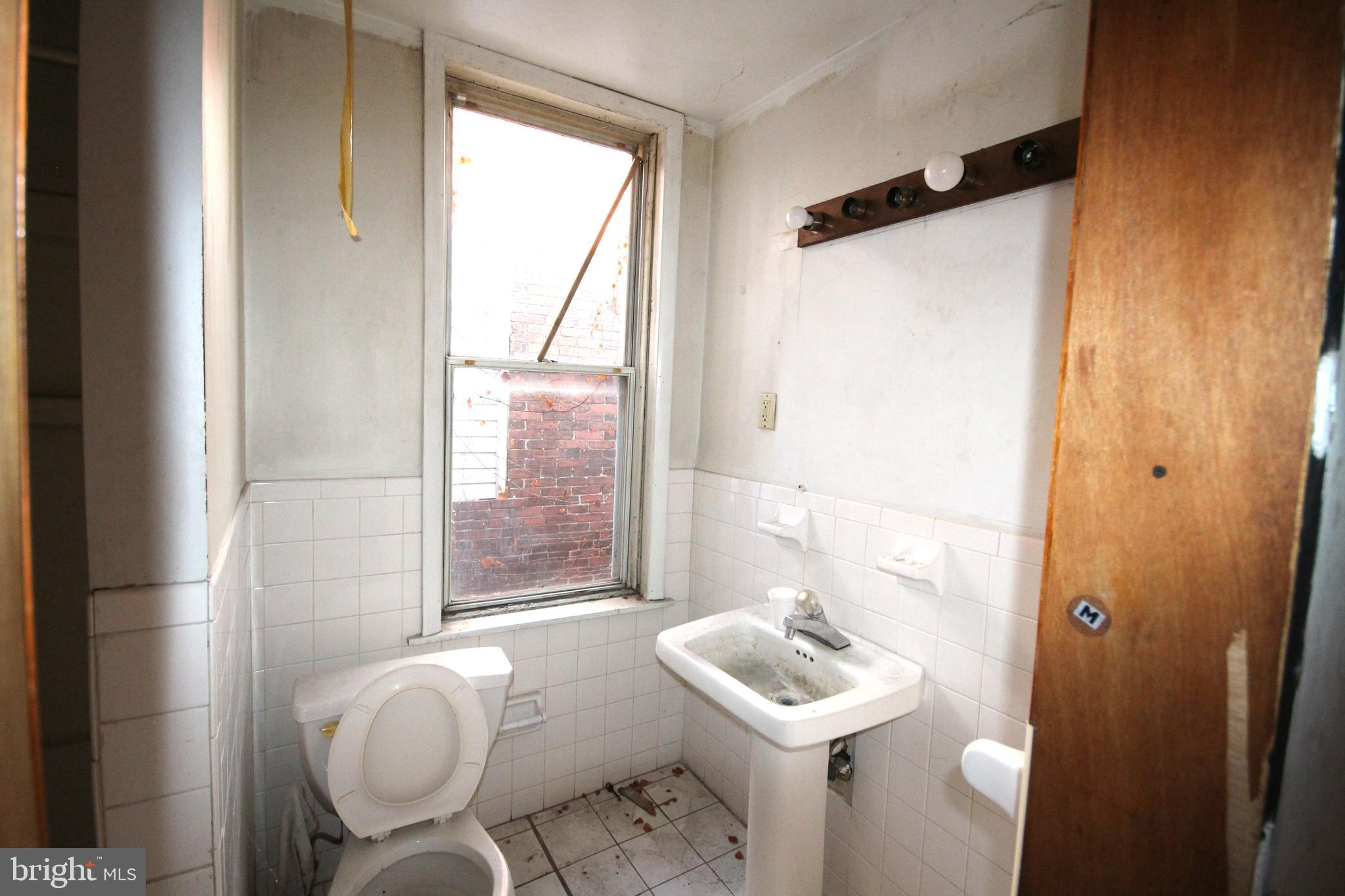 BELMONT - Residential