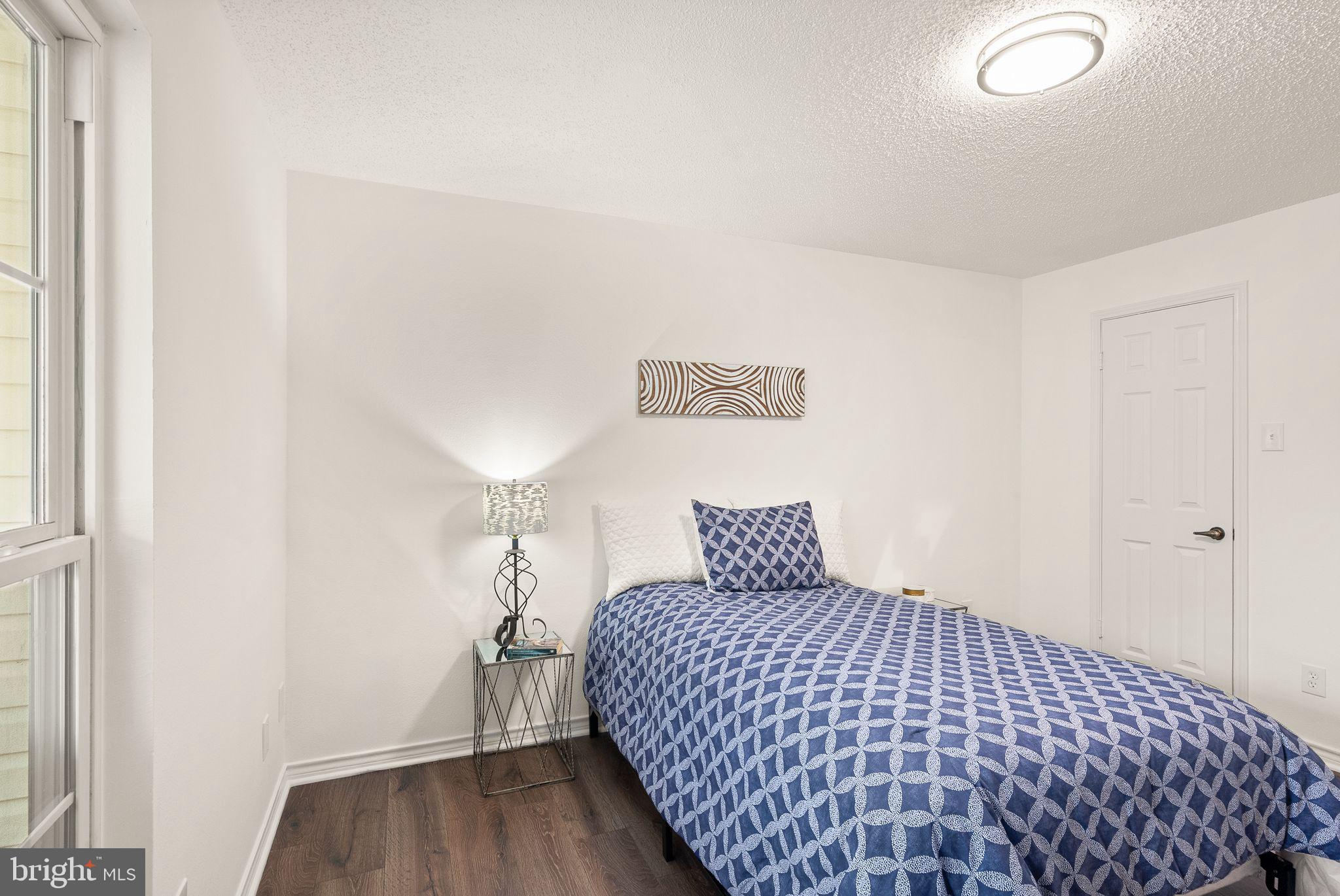 FOUNTAINS AT MCLEAN - Residential