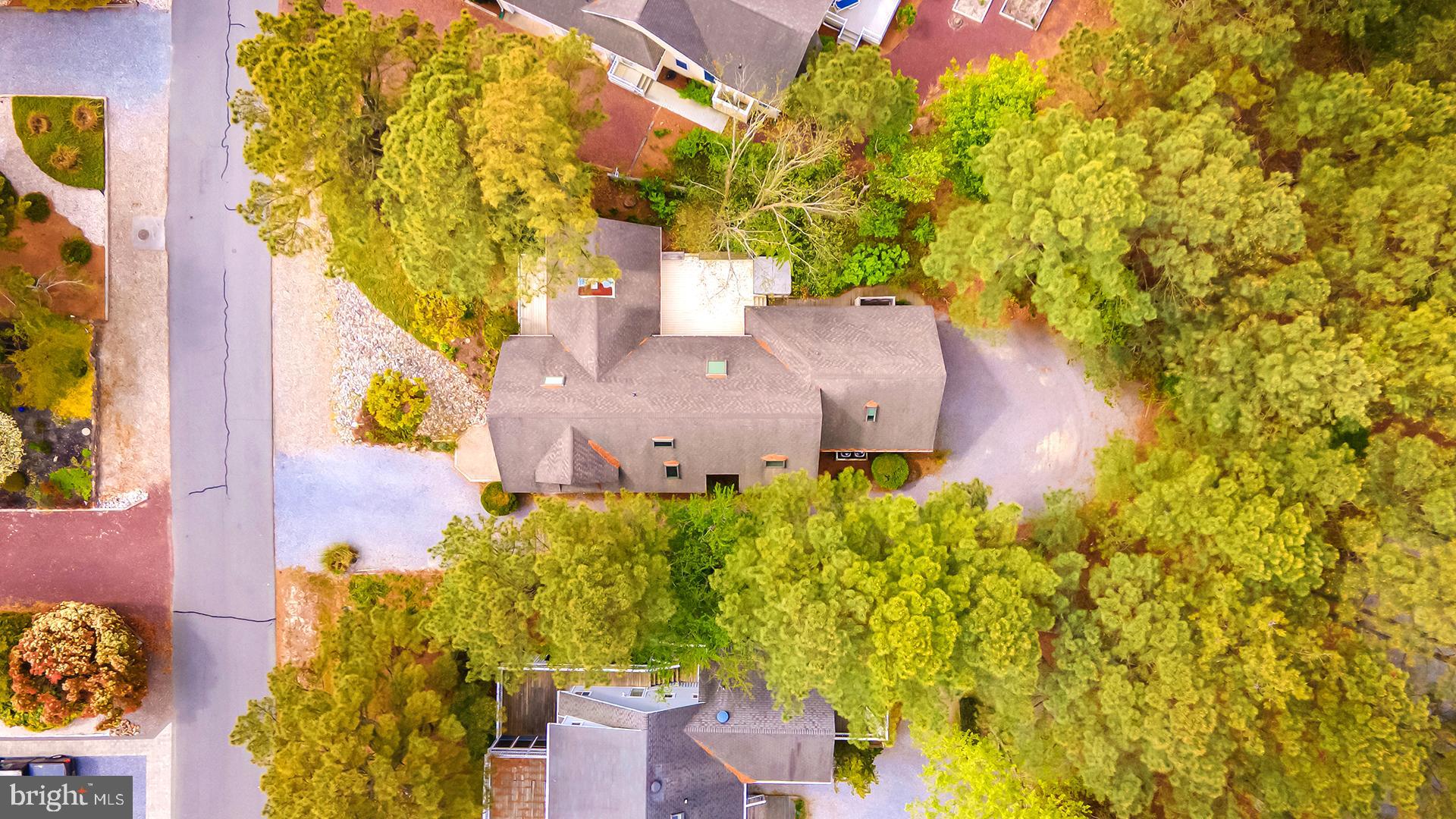 SALT POND - Residential