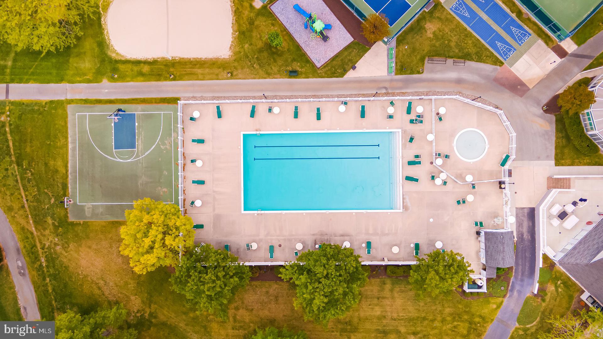SALT POND - Residential