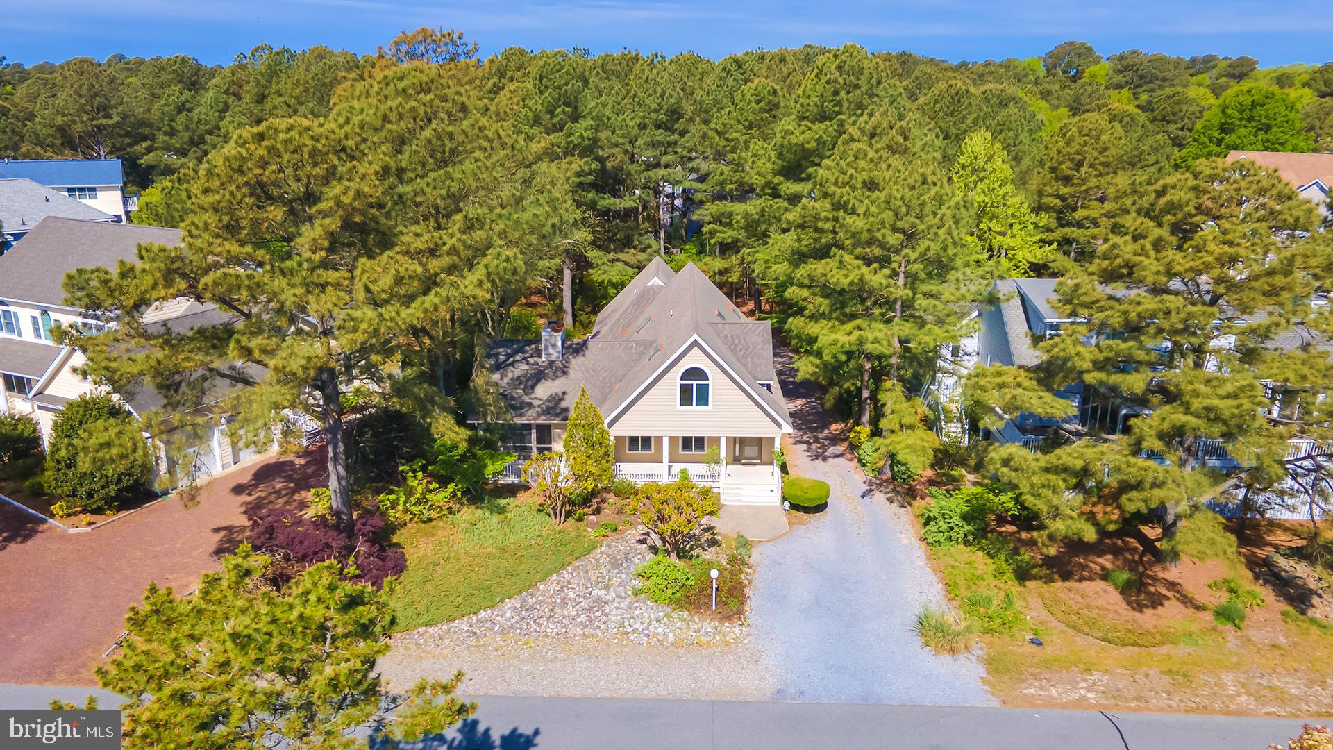 SALT POND - Residential