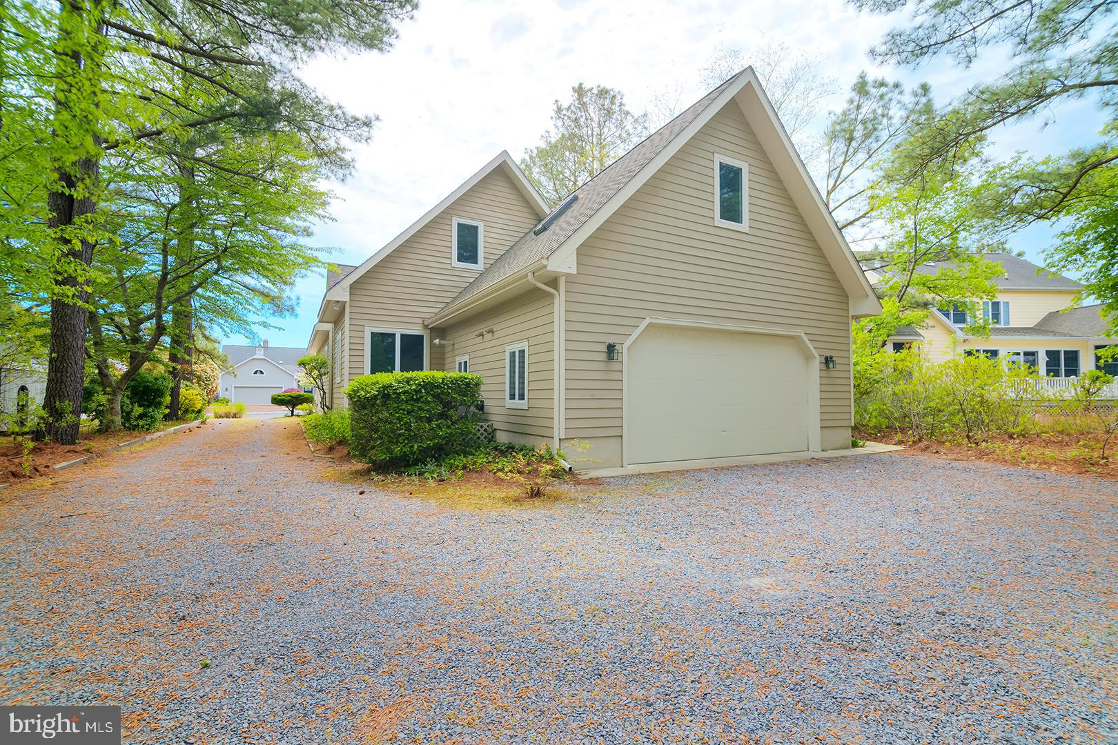 SALT POND - Residential