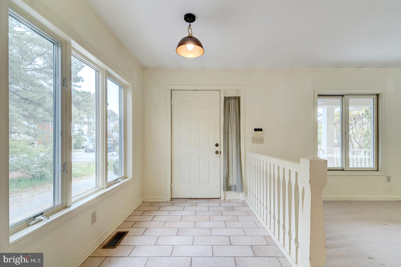 SALT POND - Residential