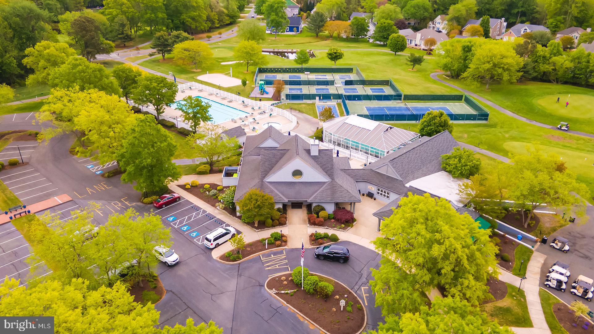 SALT POND - Residential