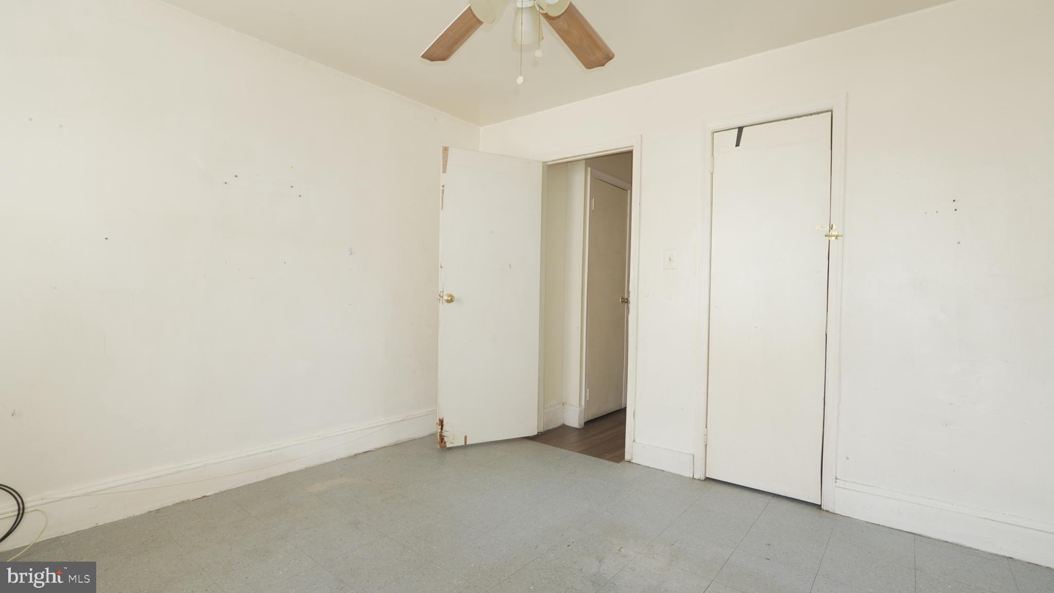 KENSINGTON - Residential