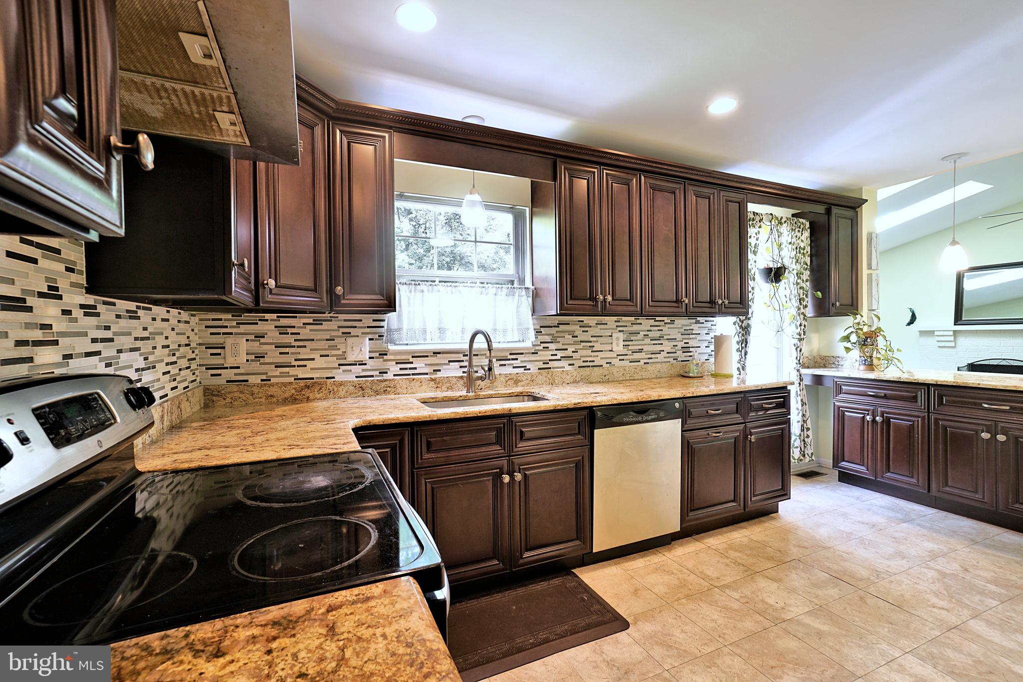 TANGLEWOOD - Residential