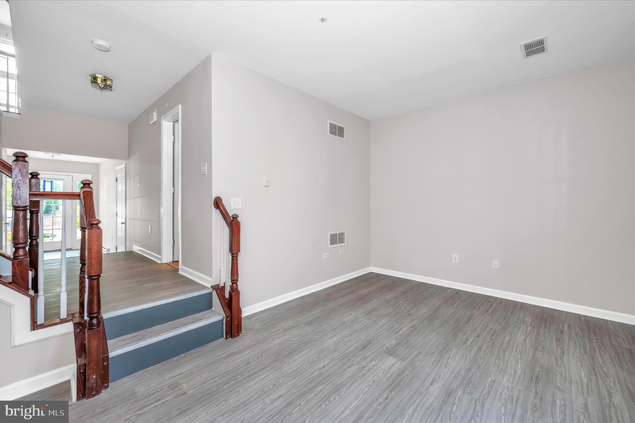 NORTH GATE TOWNE HOMES - Residential