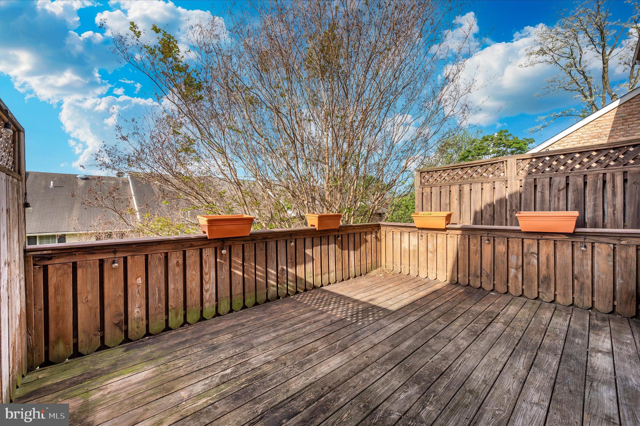 NORTH GATE TOWNE HOMES - Residential