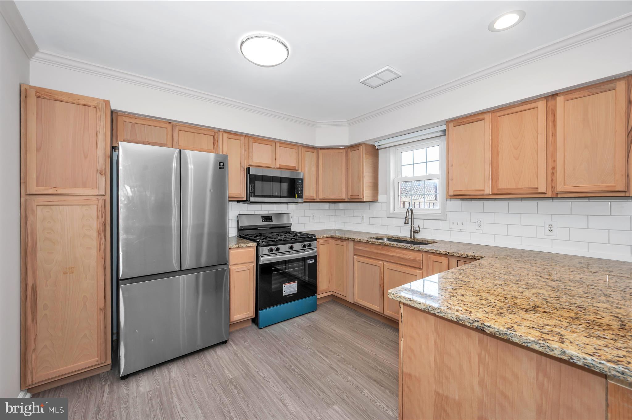 NORTH GATE TOWNE HOMES - Residential
