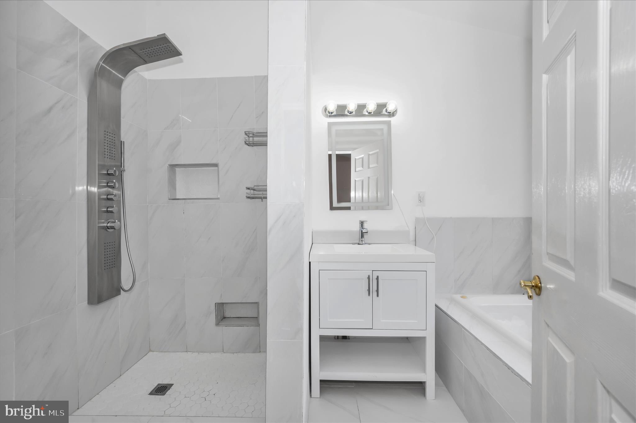 NORTH GATE TOWNE HOMES - Residential