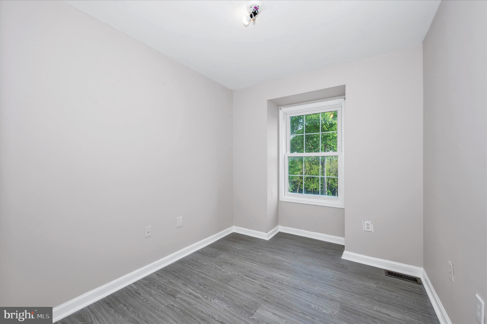 NORTH GATE TOWNE HOMES - Residential