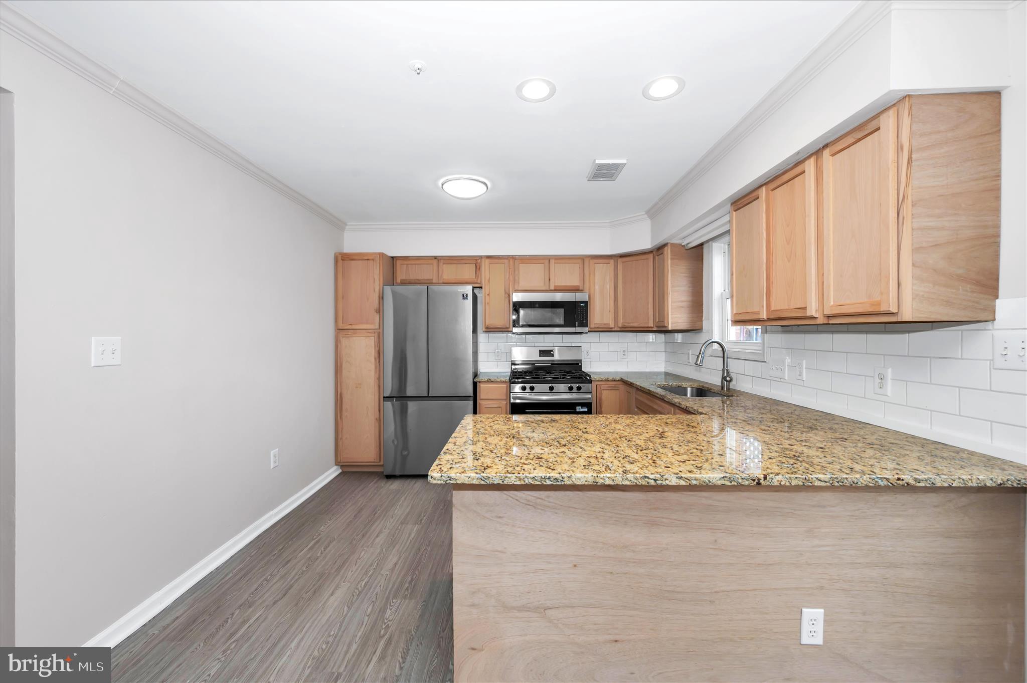 NORTH GATE TOWNE HOMES - Residential