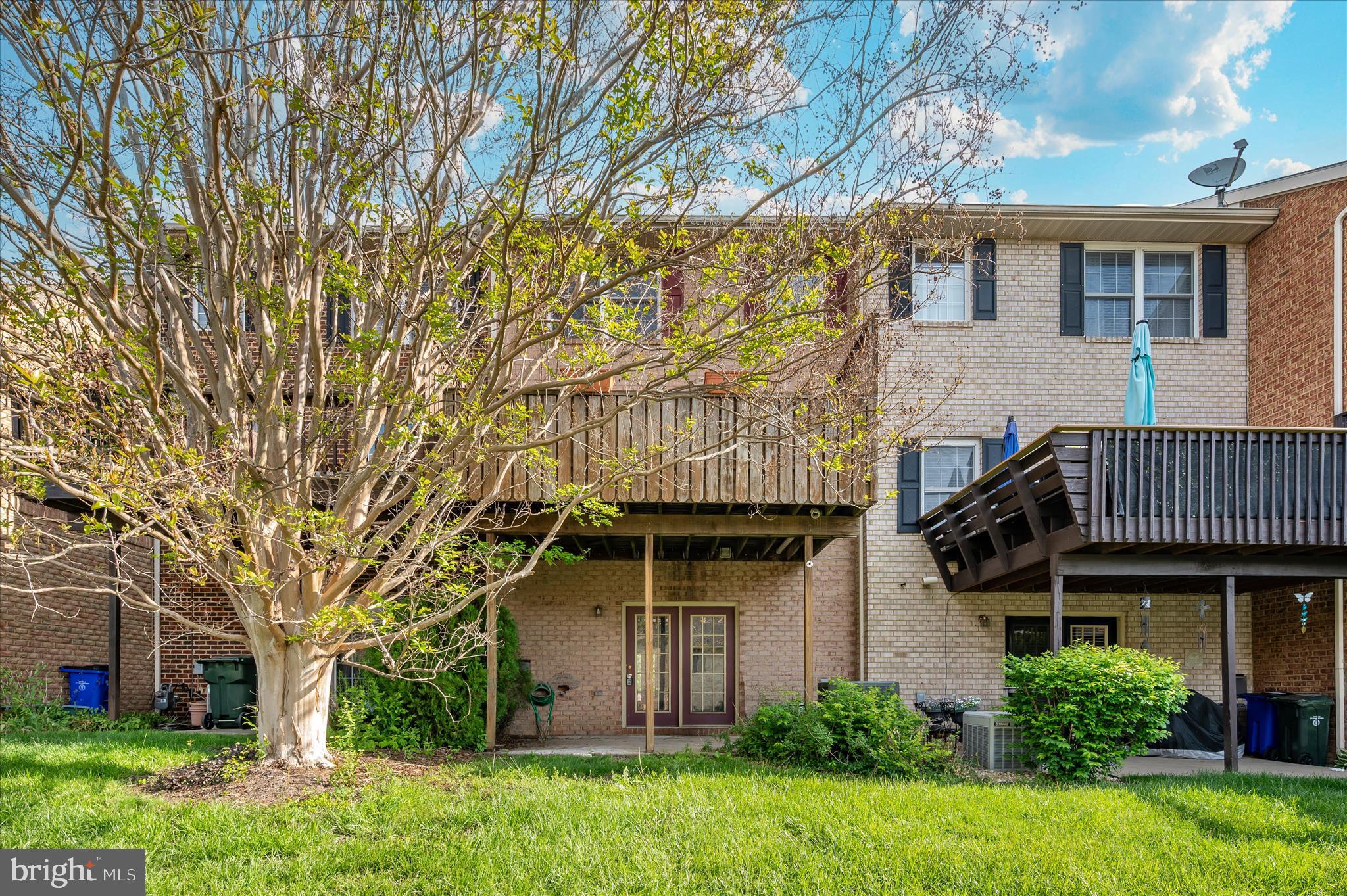 NORTH GATE TOWNE HOMES - Residential