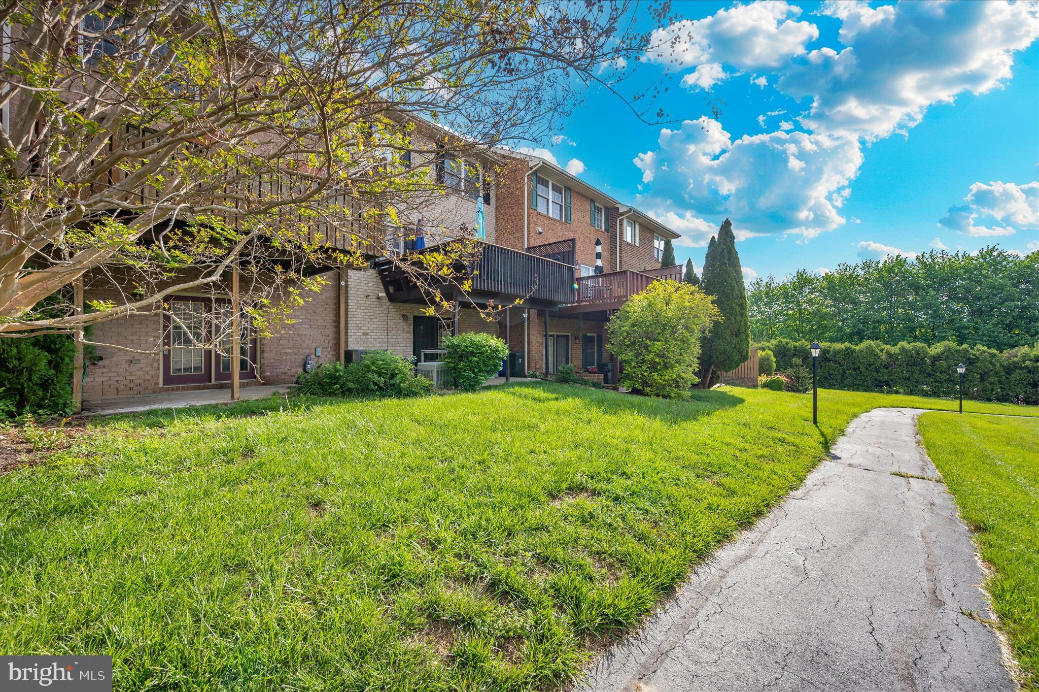 NORTH GATE TOWNE HOMES - Residential